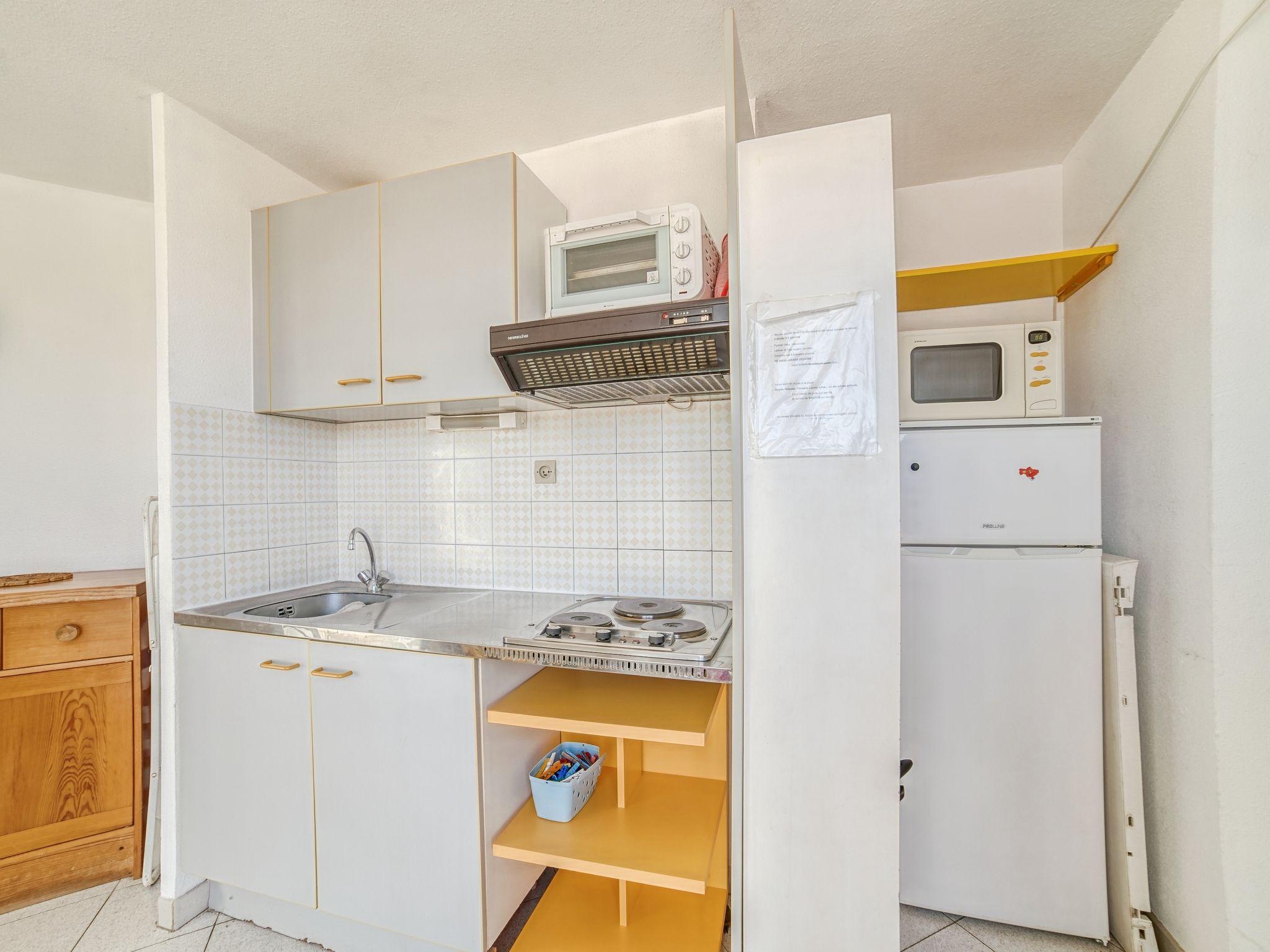 Foto 8 - Apartamento de 2 quartos em Le Grau-du-Roi com piscina e terraço