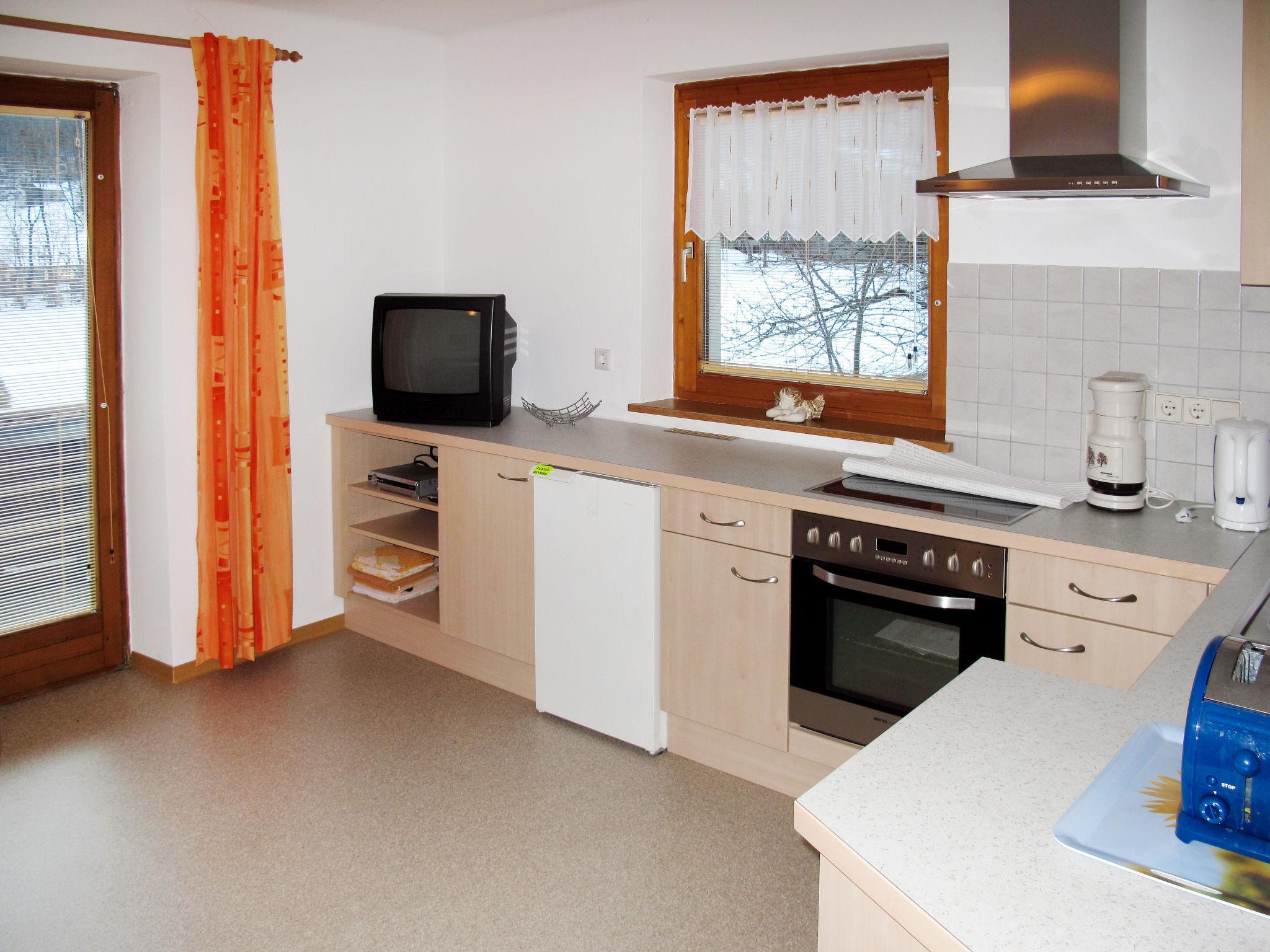 Foto 2 - Apartment mit 4 Schlafzimmern in Aschau im Zillertal mit blick auf die berge