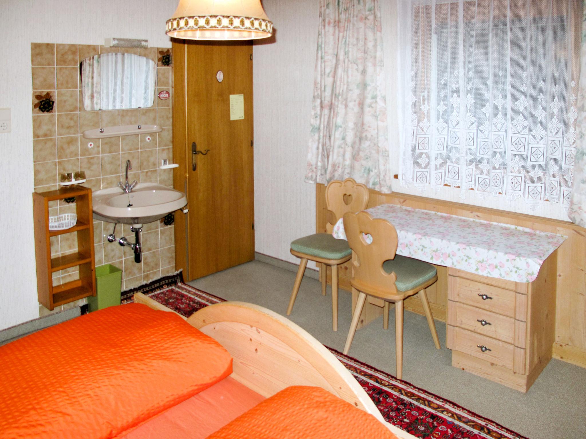 Foto 10 - Apartment mit 4 Schlafzimmern in Aschau im Zillertal mit blick auf die berge