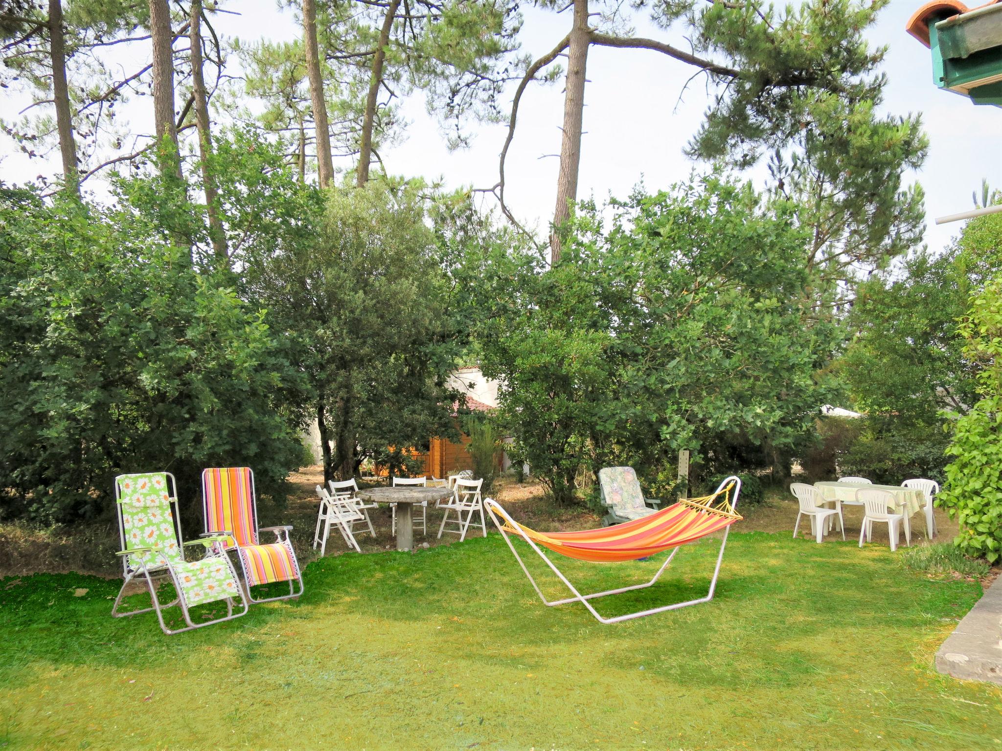 Photo 17 - 2 bedroom House in Vendays-Montalivet with garden