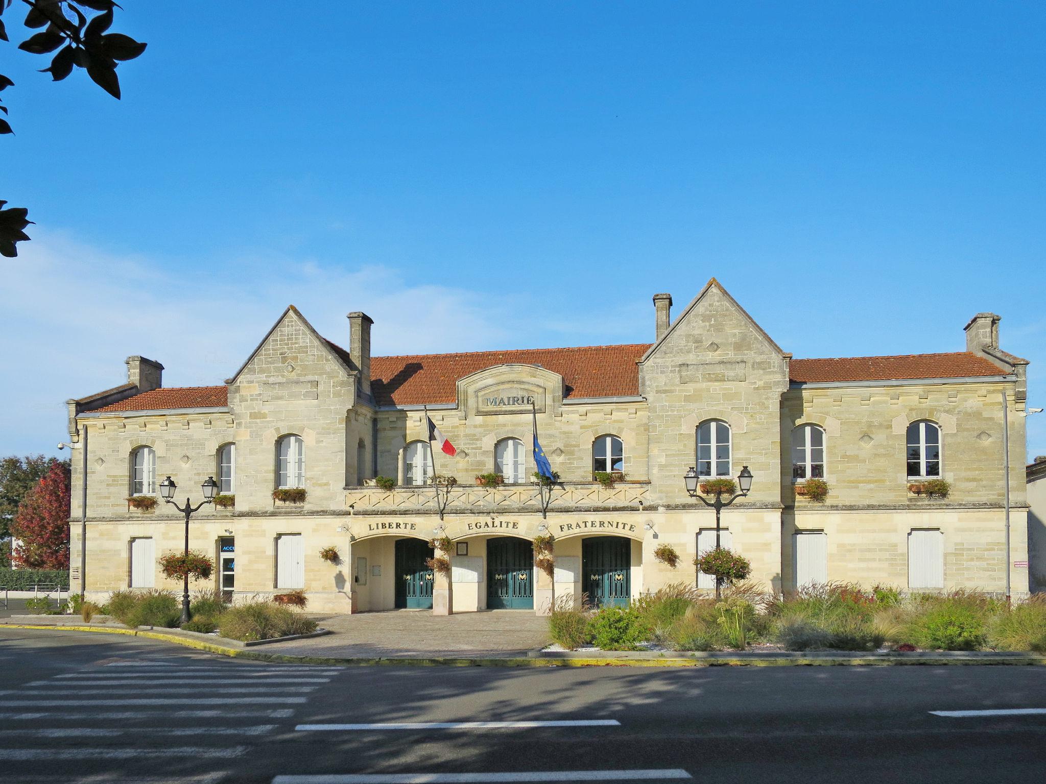 Photo 35 - Maison de 4 chambres à Vensac avec piscine privée et jardin