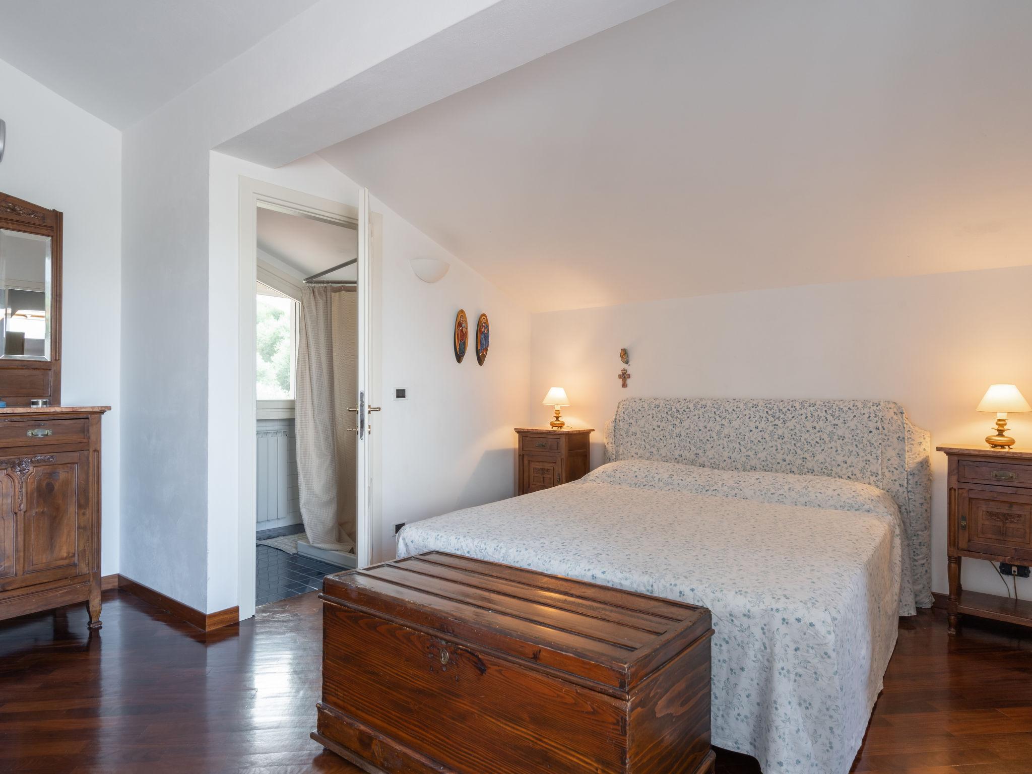 Foto 16 - Appartamento con 4 camere da letto a Diano Castello con piscina privata e vista mare