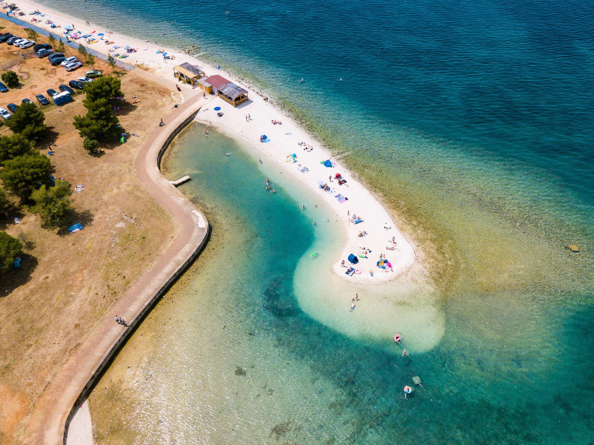 Foto 60 - Casa de 7 quartos em Pula com piscina privada e vistas do mar