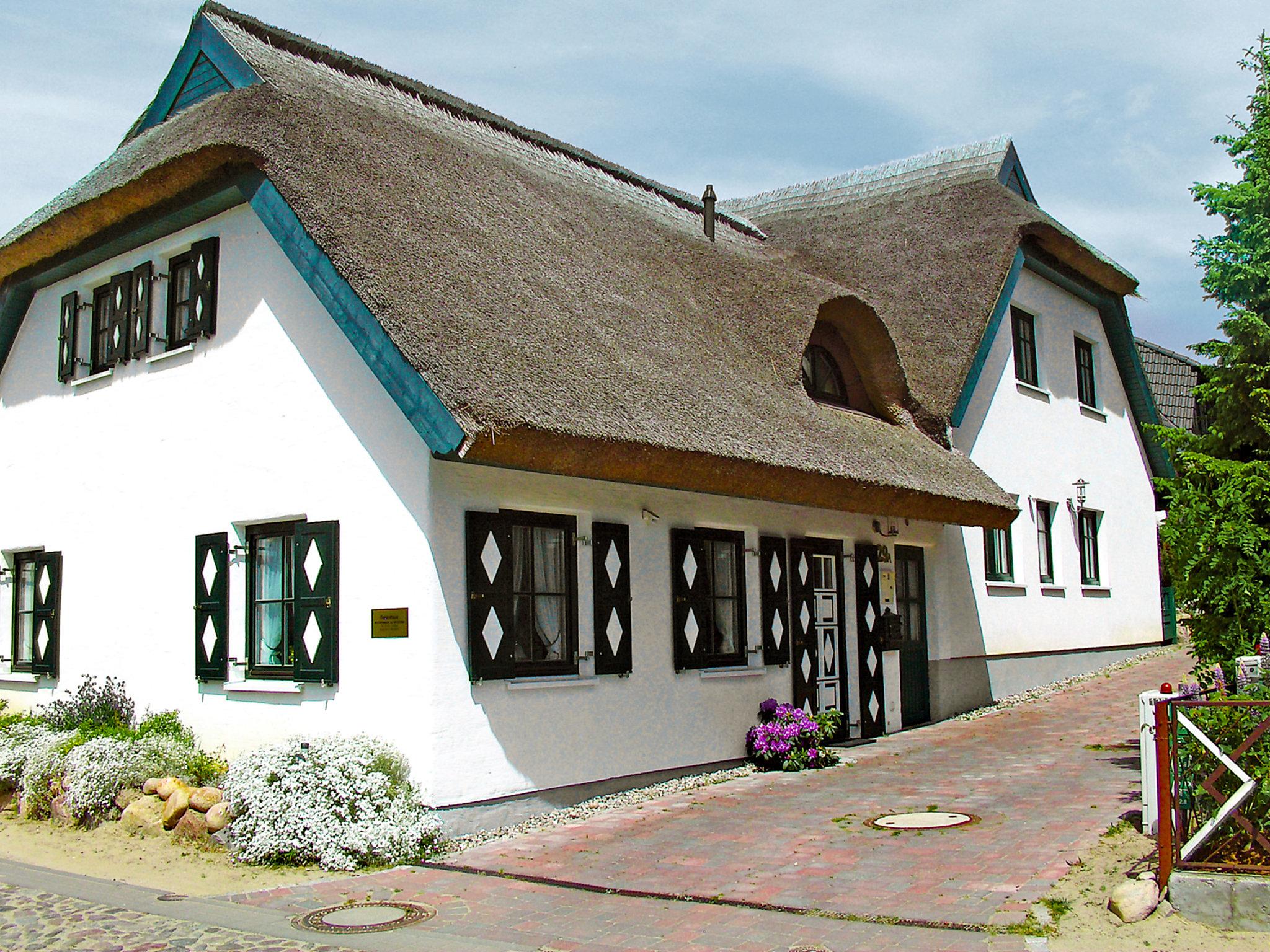 Photo 1 - Maison de 2 chambres à Mönchgut avec jardin et terrasse