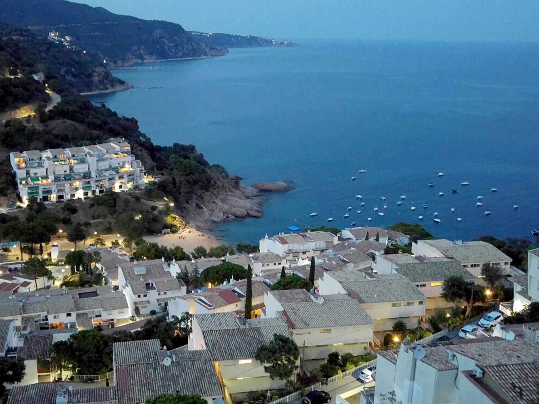 Foto 20 - Appartamento con 2 camere da letto a Tossa de Mar con terrazza e vista mare