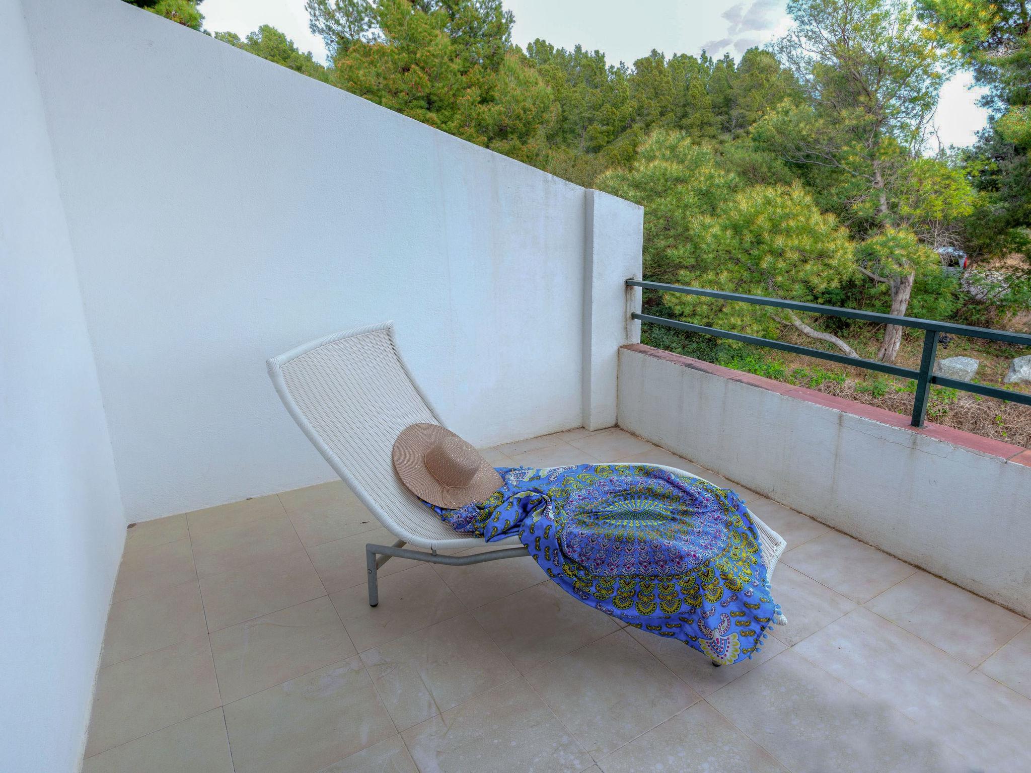 Foto 15 - Appartamento con 2 camere da letto a Llançà con terrazza e vista mare