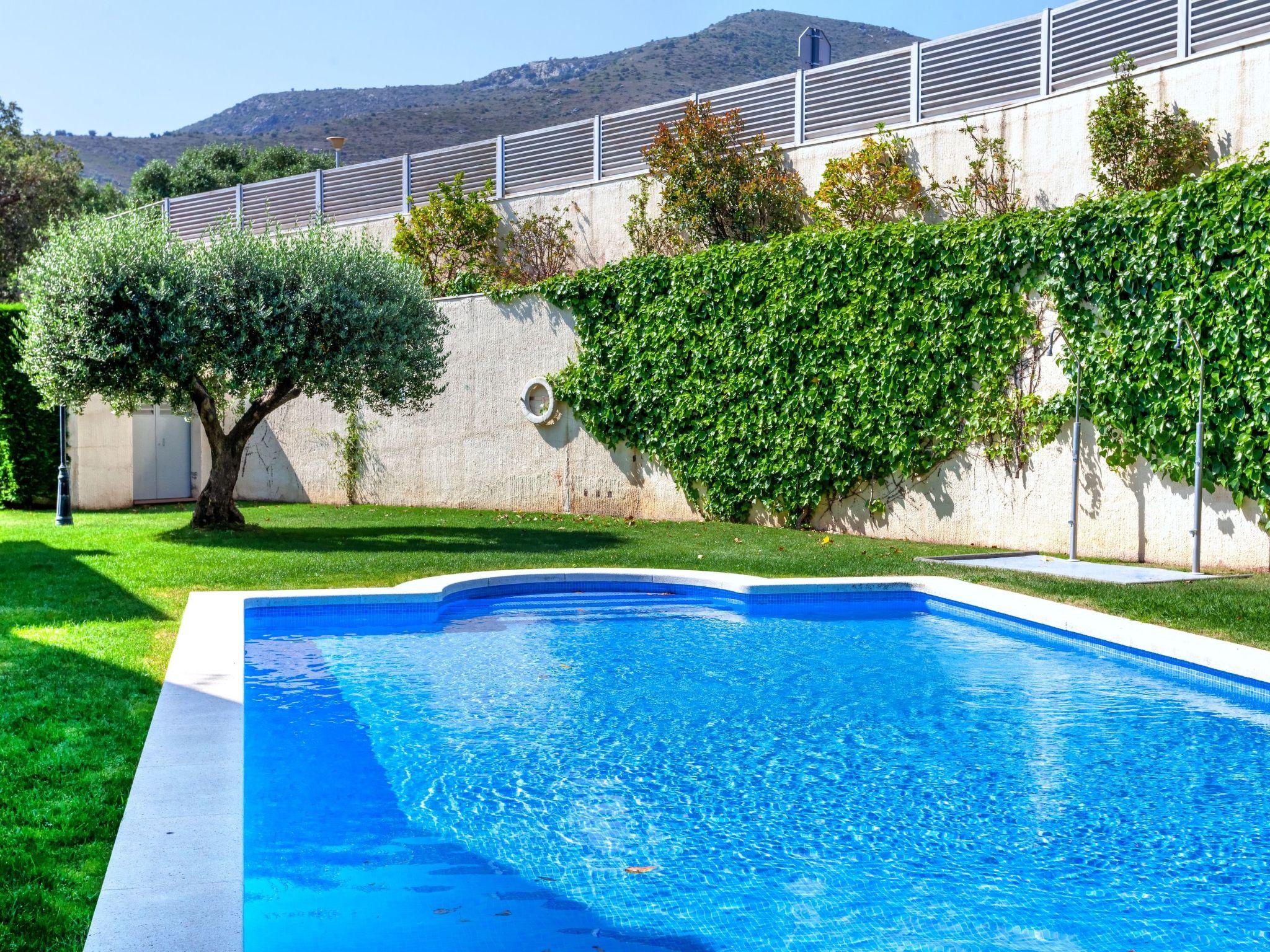 Foto 20 - Apartment mit 2 Schlafzimmern in Llançà mit schwimmbad und blick aufs meer
