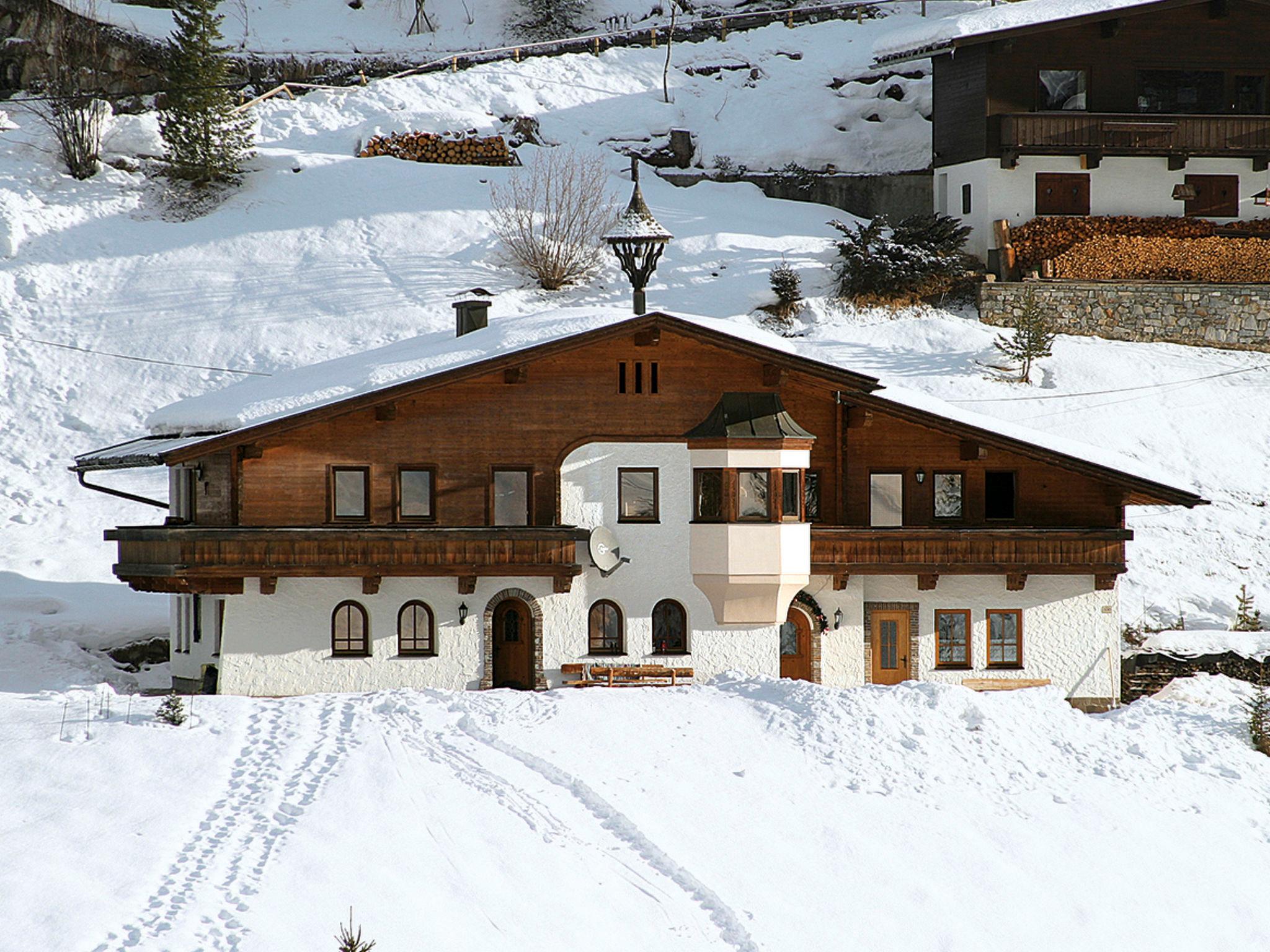 Photo 31 - Maison de 4 chambres à Hippach avec jardin et vues sur la montagne