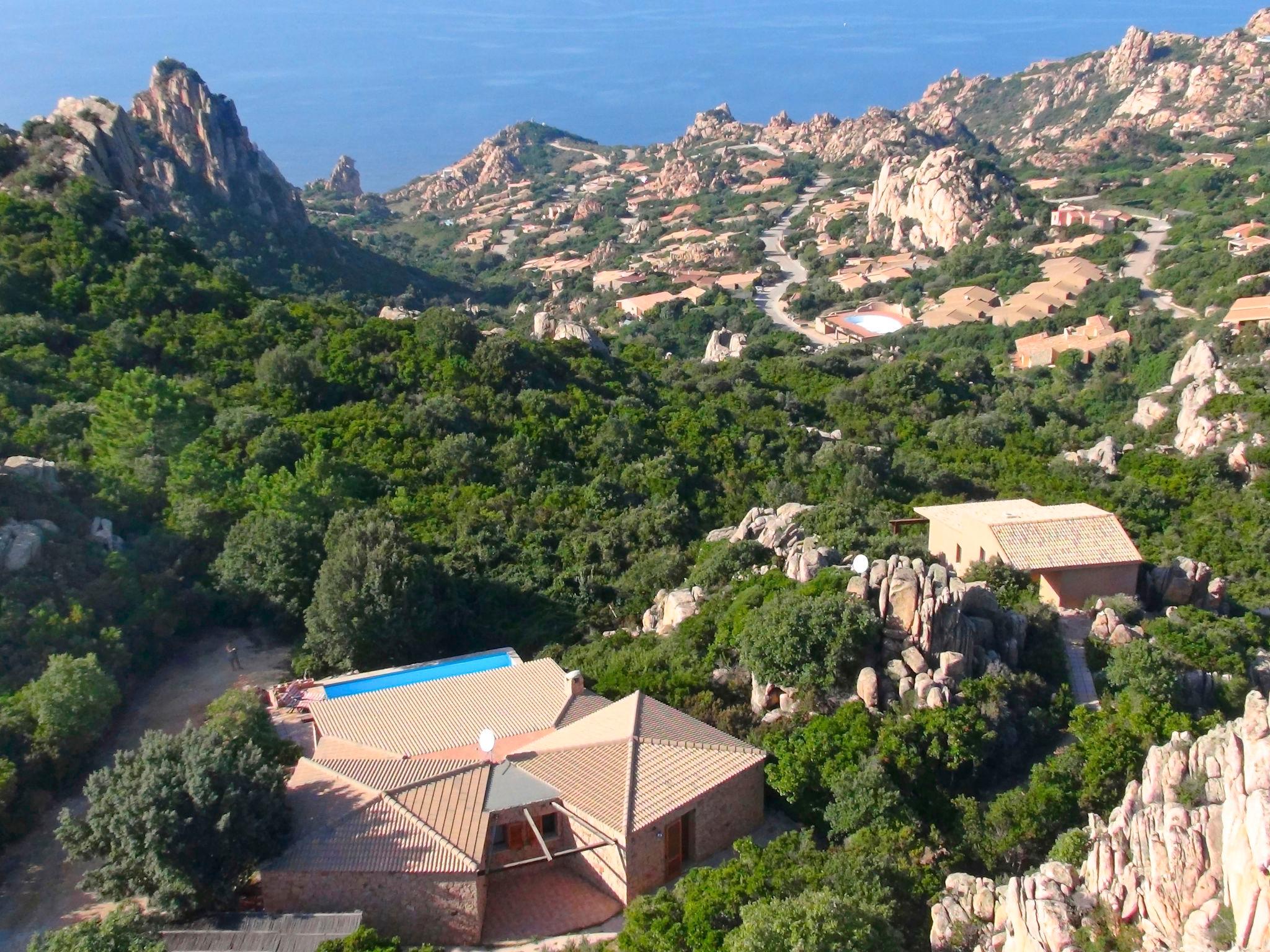 Photo 20 - Maison de 6 chambres à Trinità d'Agultu e Vignola avec piscine privée et vues à la mer