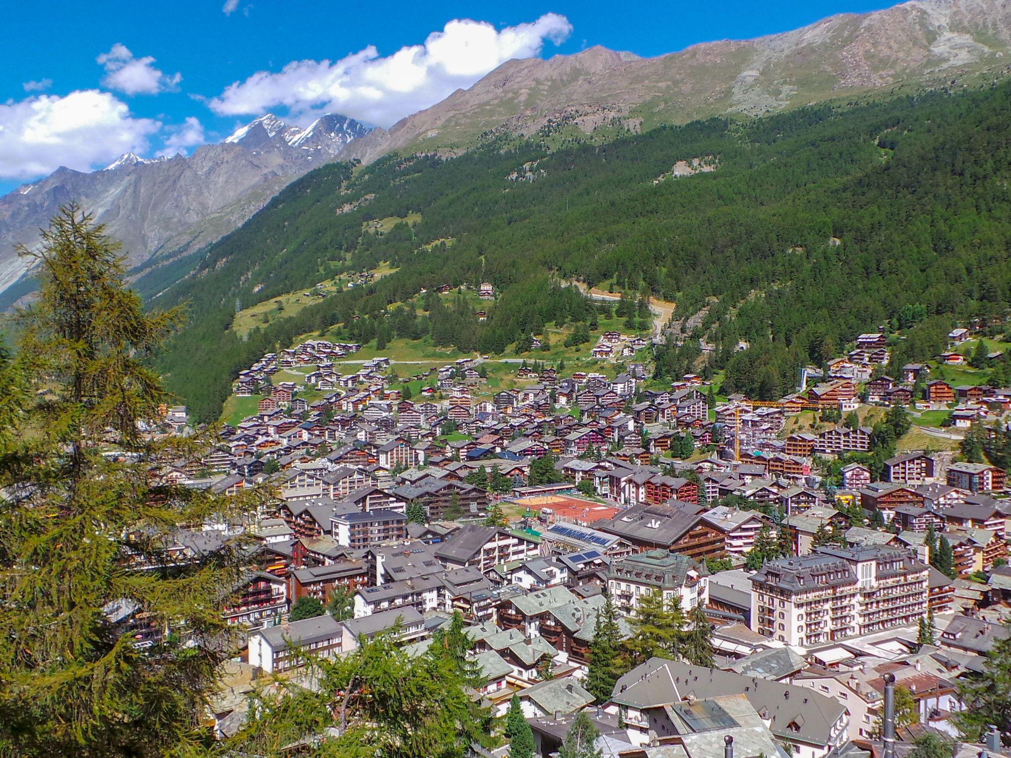 Foto 8 - Apartamento de 2 habitaciones en Zermatt con vistas a la montaña