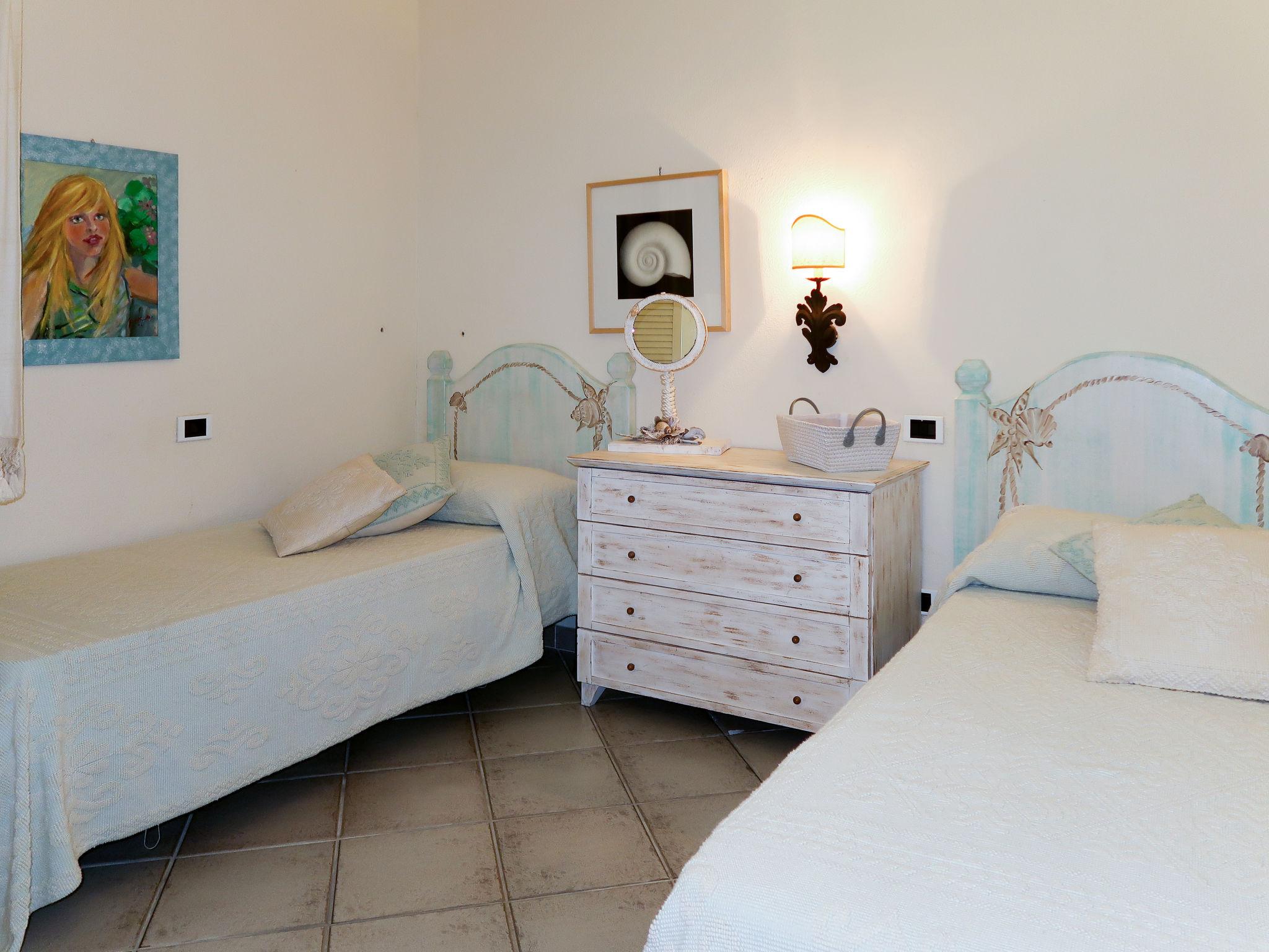 Foto 12 - Appartamento con 2 camere da letto a Golfo Aranci con piscina e vista mare