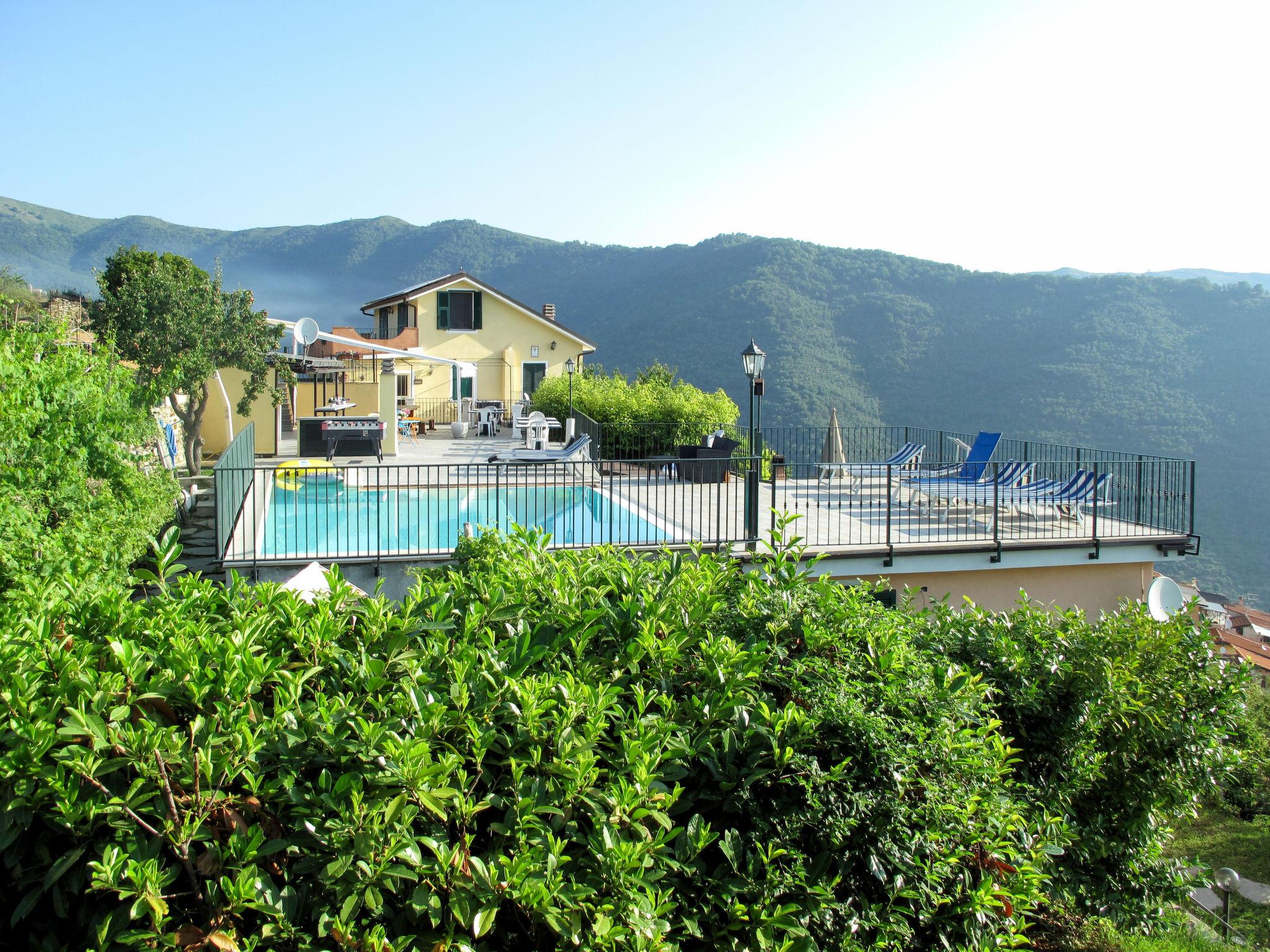 Foto 1 - Casa de 9 quartos em Prelà com piscina privada e jardim