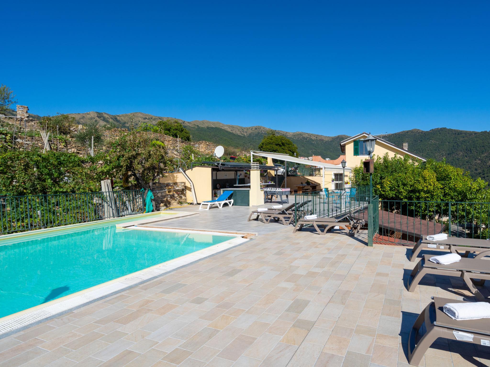 Foto 38 - Casa de 9 quartos em Prelà com piscina privada e jardim