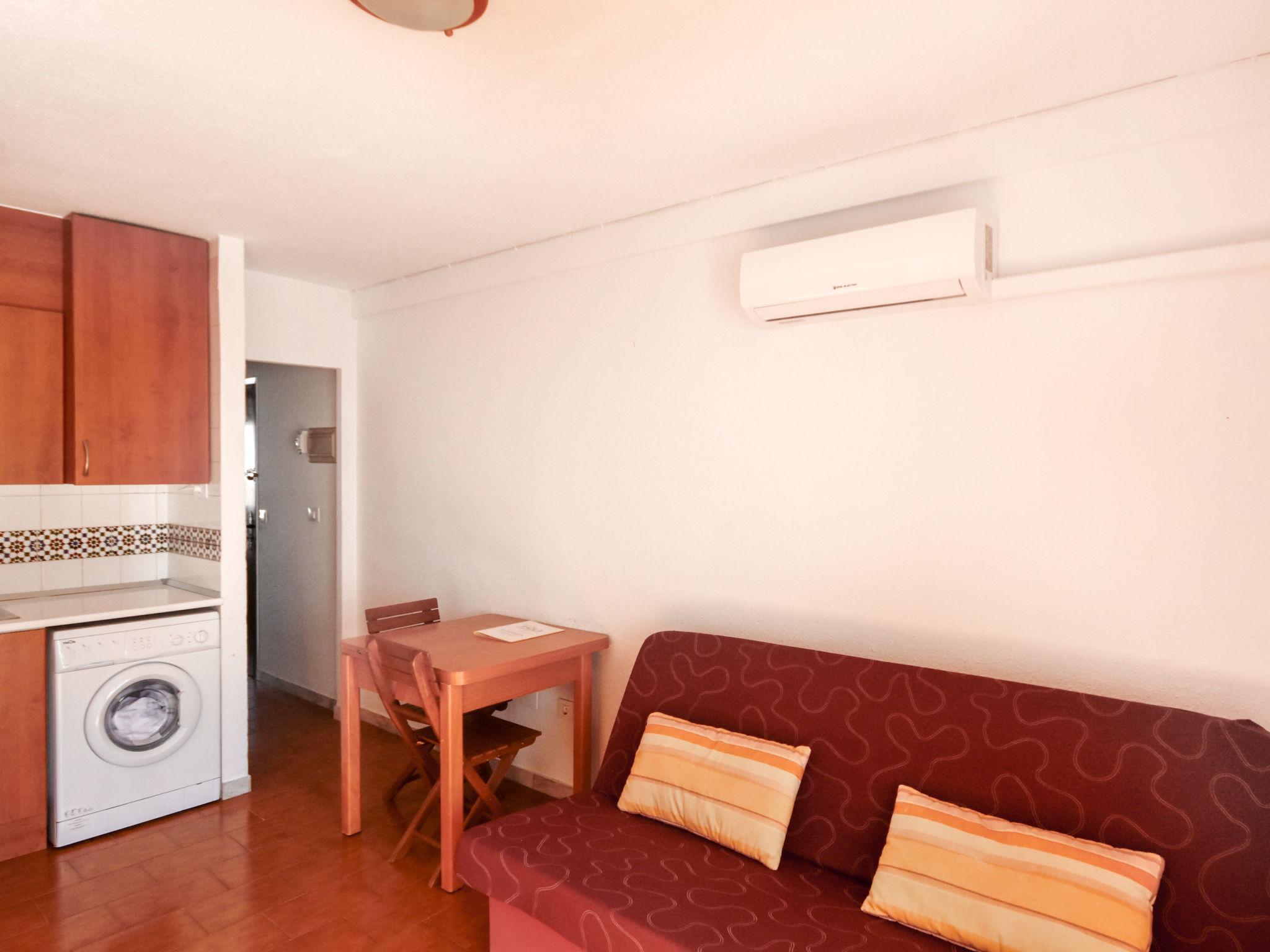 Foto 7 - Apartamento de 1 habitación en Torrevieja con piscina y vistas al mar