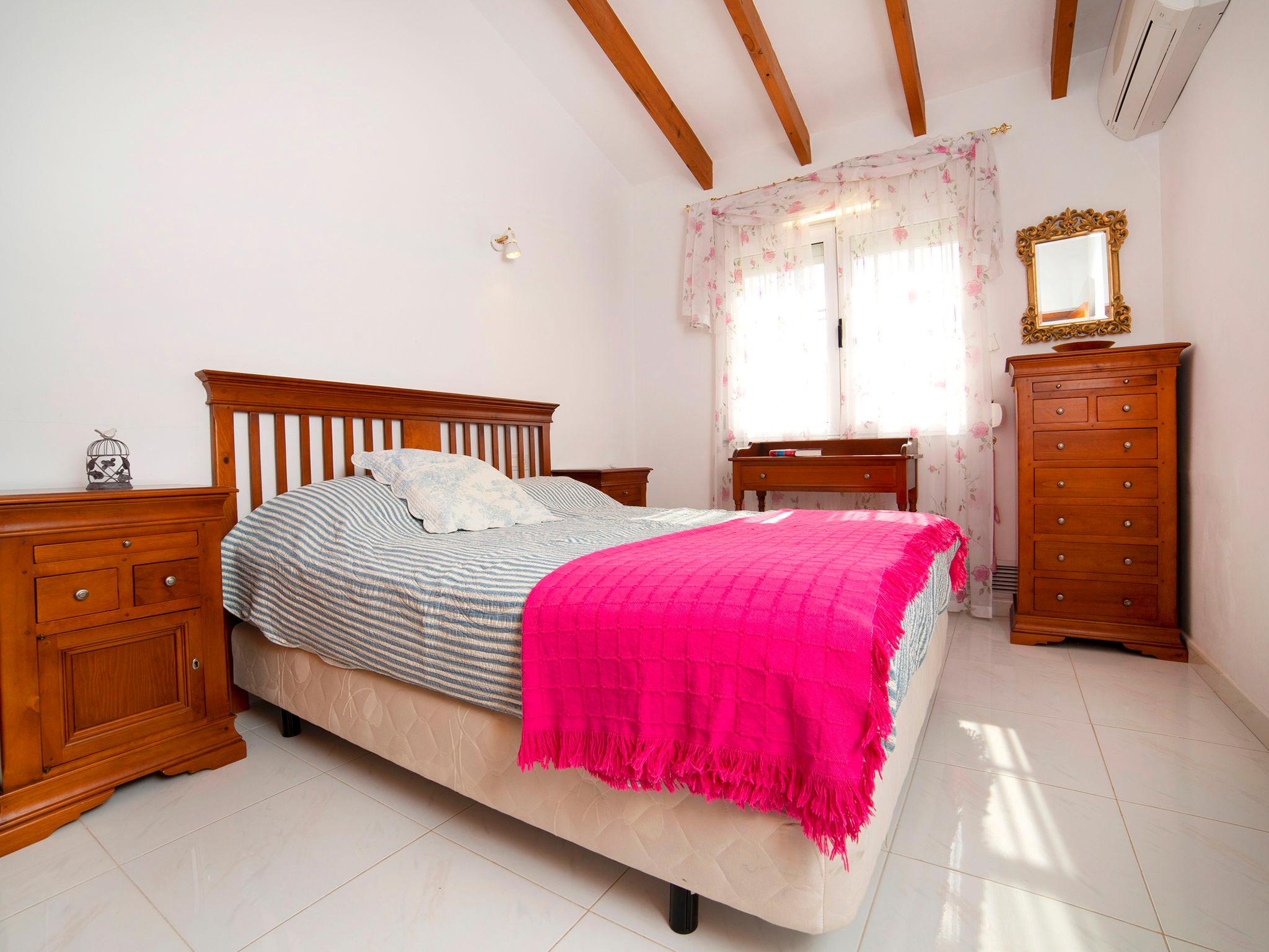 Photo 5 - 3 bedroom House in Calp with private pool and sea view