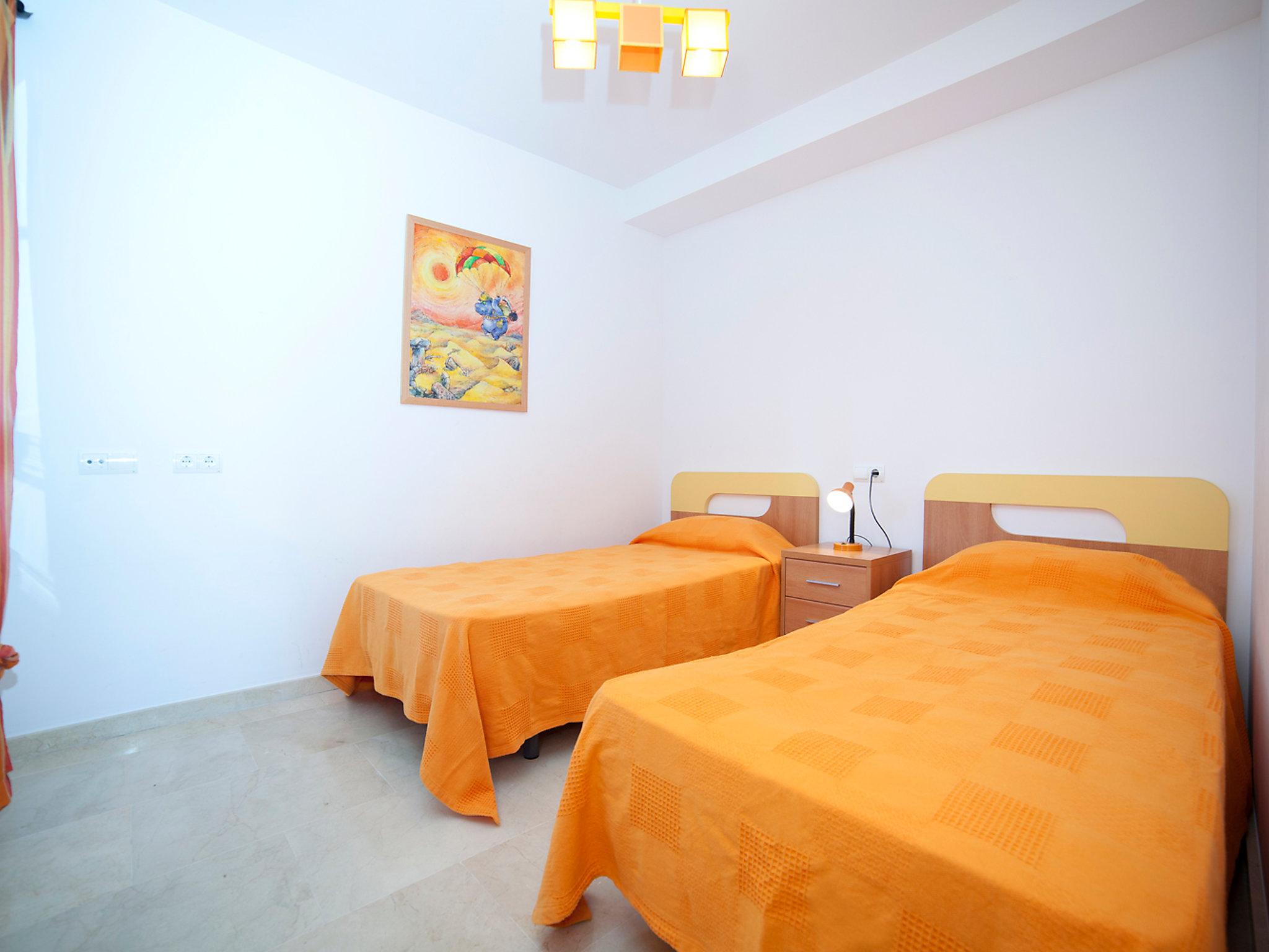 Photo 11 - 2 bedroom Apartment in Altea with swimming pool and garden