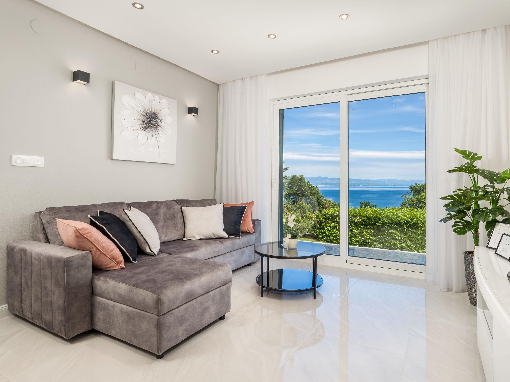 Foto 5 - Casa de 2 quartos em Mošćenička Draga com terraço e vistas do mar