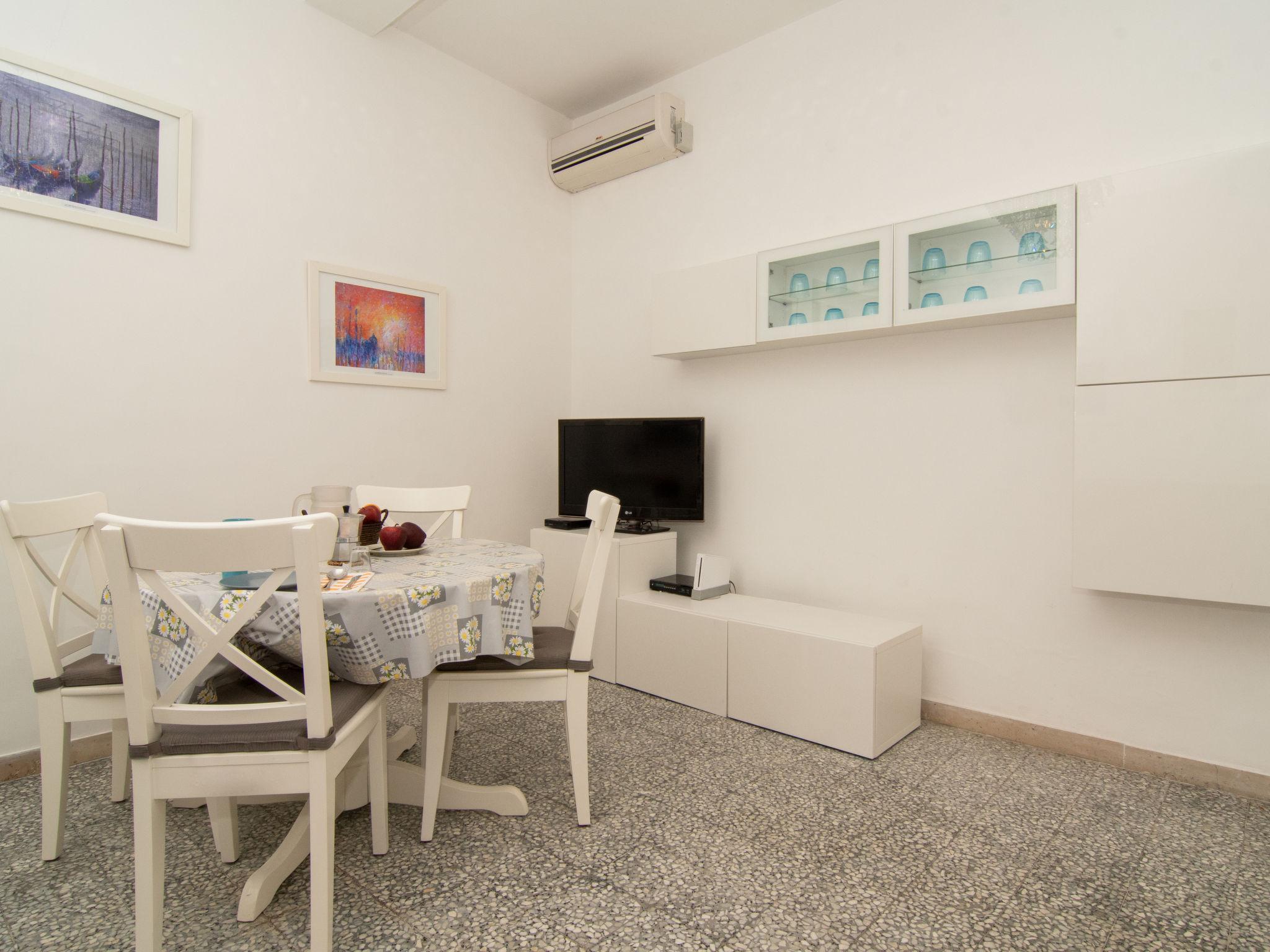 Photo 6 - 2 bedroom Apartment in Massa Lubrense with garden and terrace