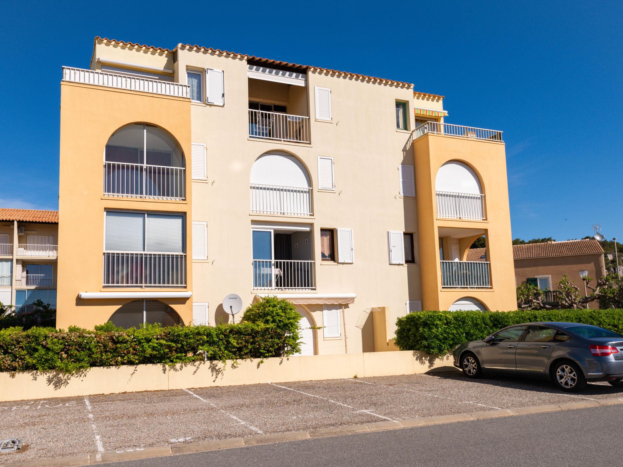 Photo 16 - 1 bedroom Apartment in Narbonne with swimming pool and sea view