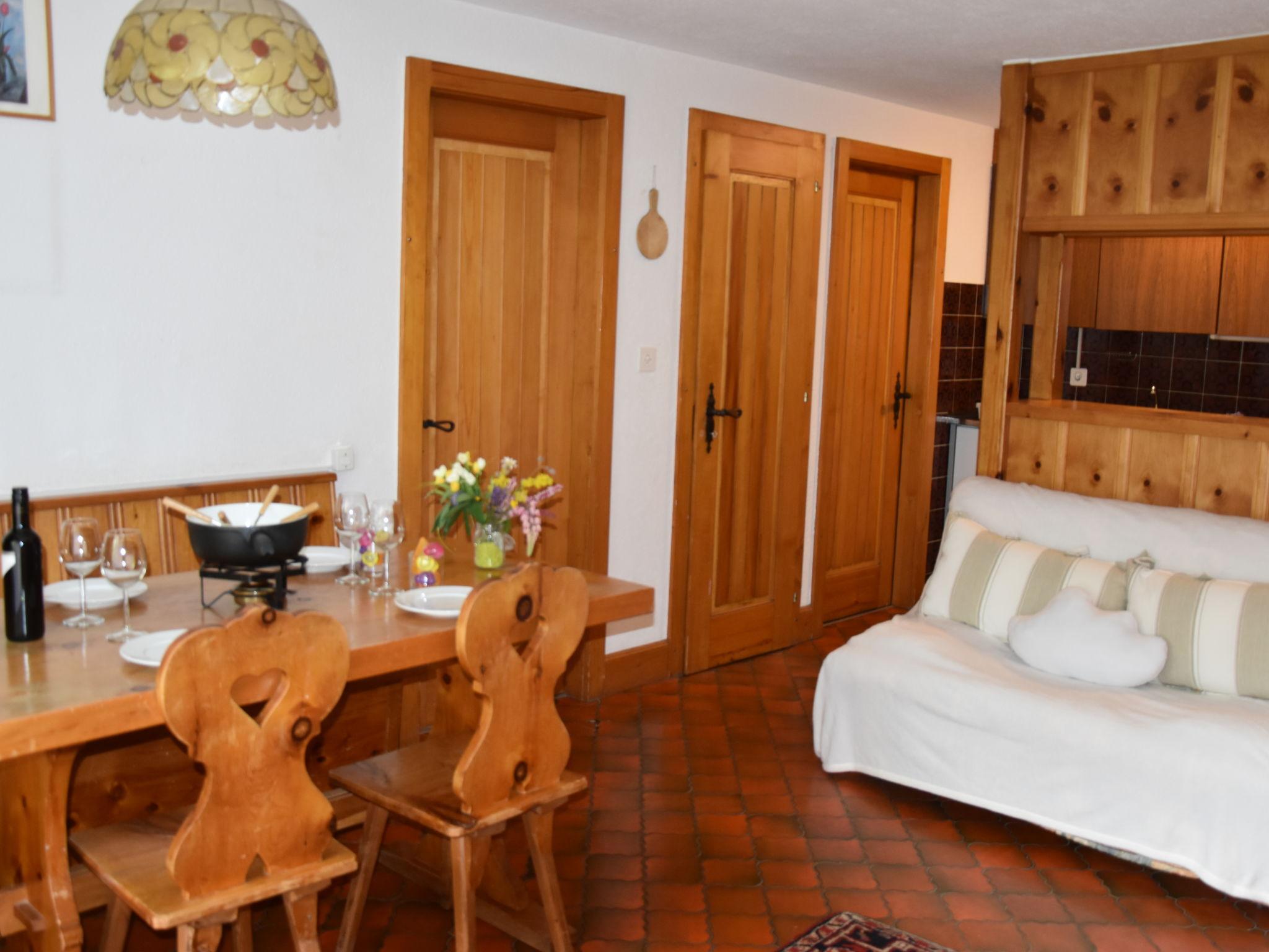 Foto 6 - Appartamento con 2 camere da letto a Val de Bagnes con giardino e vista sulle montagne