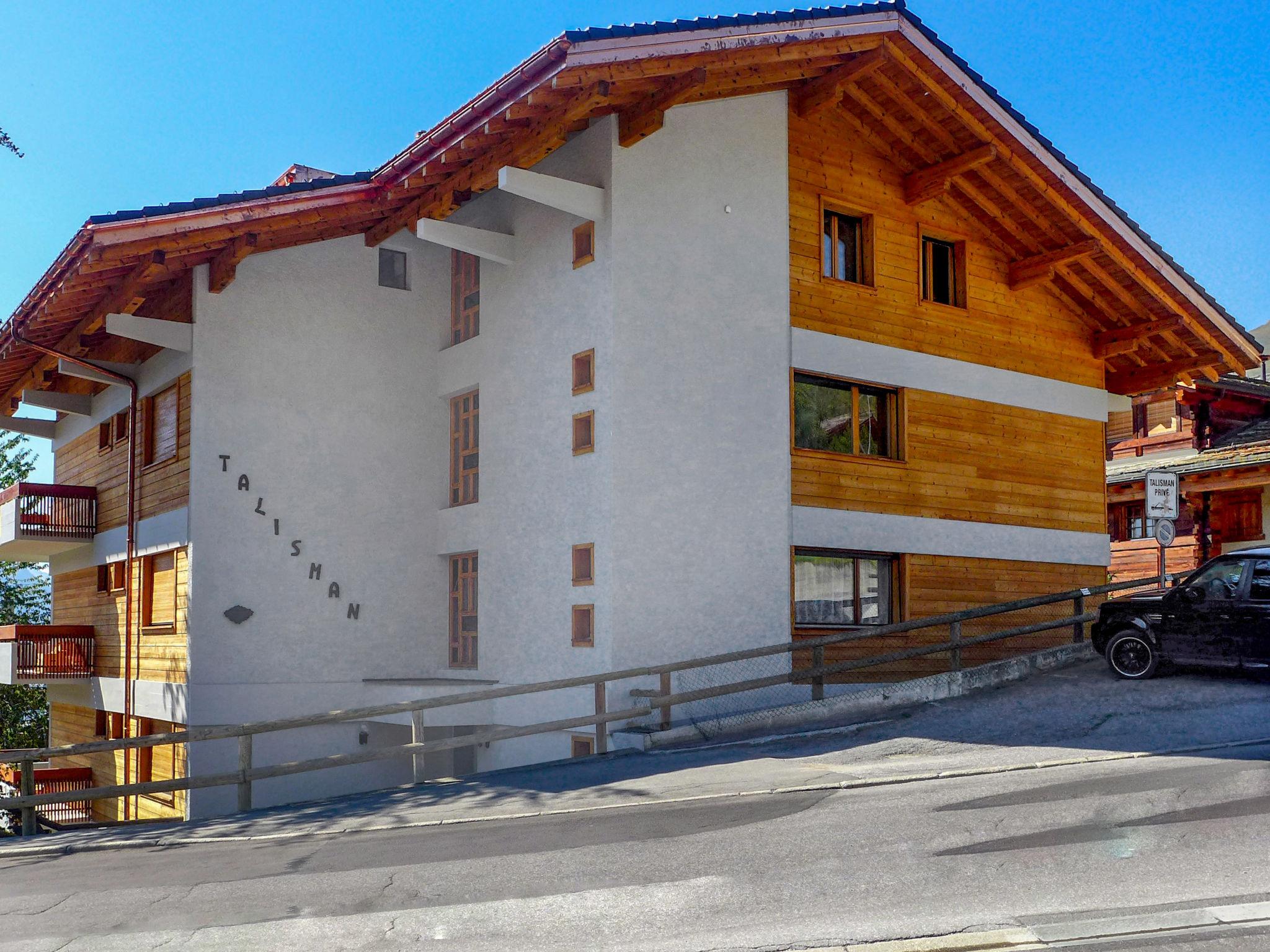Photo 7 - 2 bedroom Apartment in Val de Bagnes with garden and mountain view