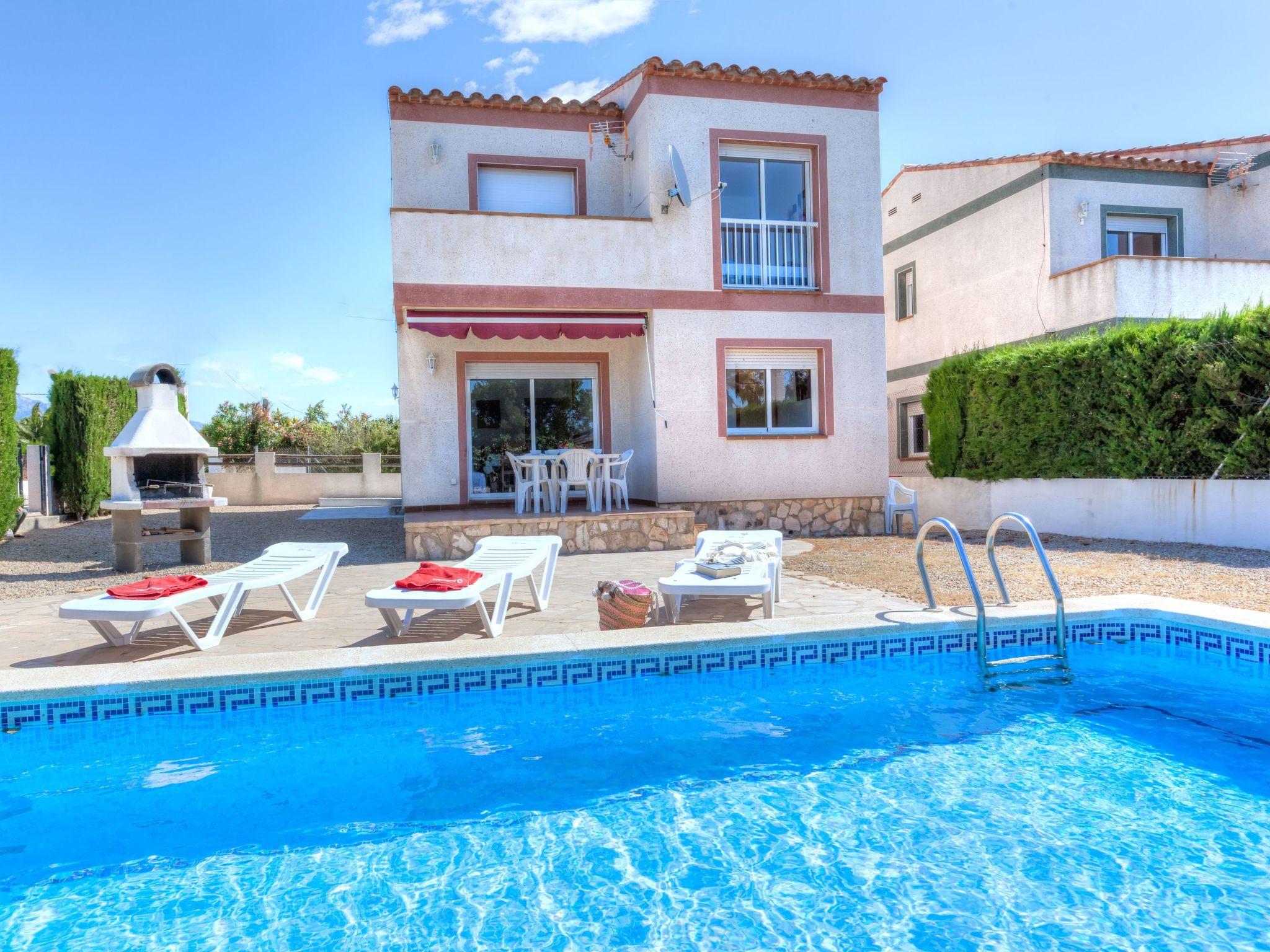 Photo 15 - 5 bedroom House in l'Ametlla de Mar with private pool and garden