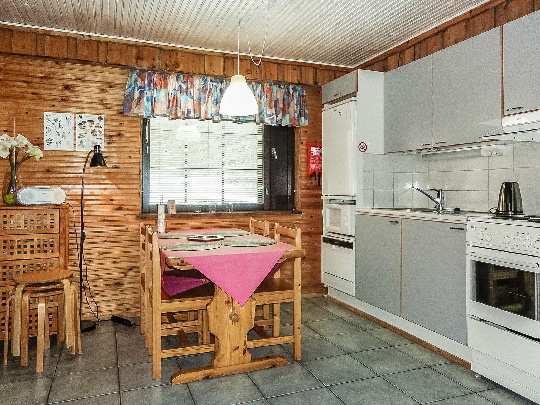 Foto 4 - Casa de 2 quartos em Sodankylä com sauna e vista para a montanha