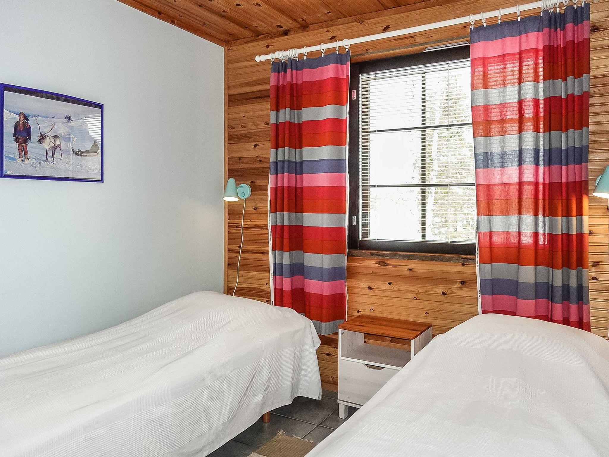Foto 14 - Casa con 2 camere da letto a Sodankylä con sauna e vista sulle montagne