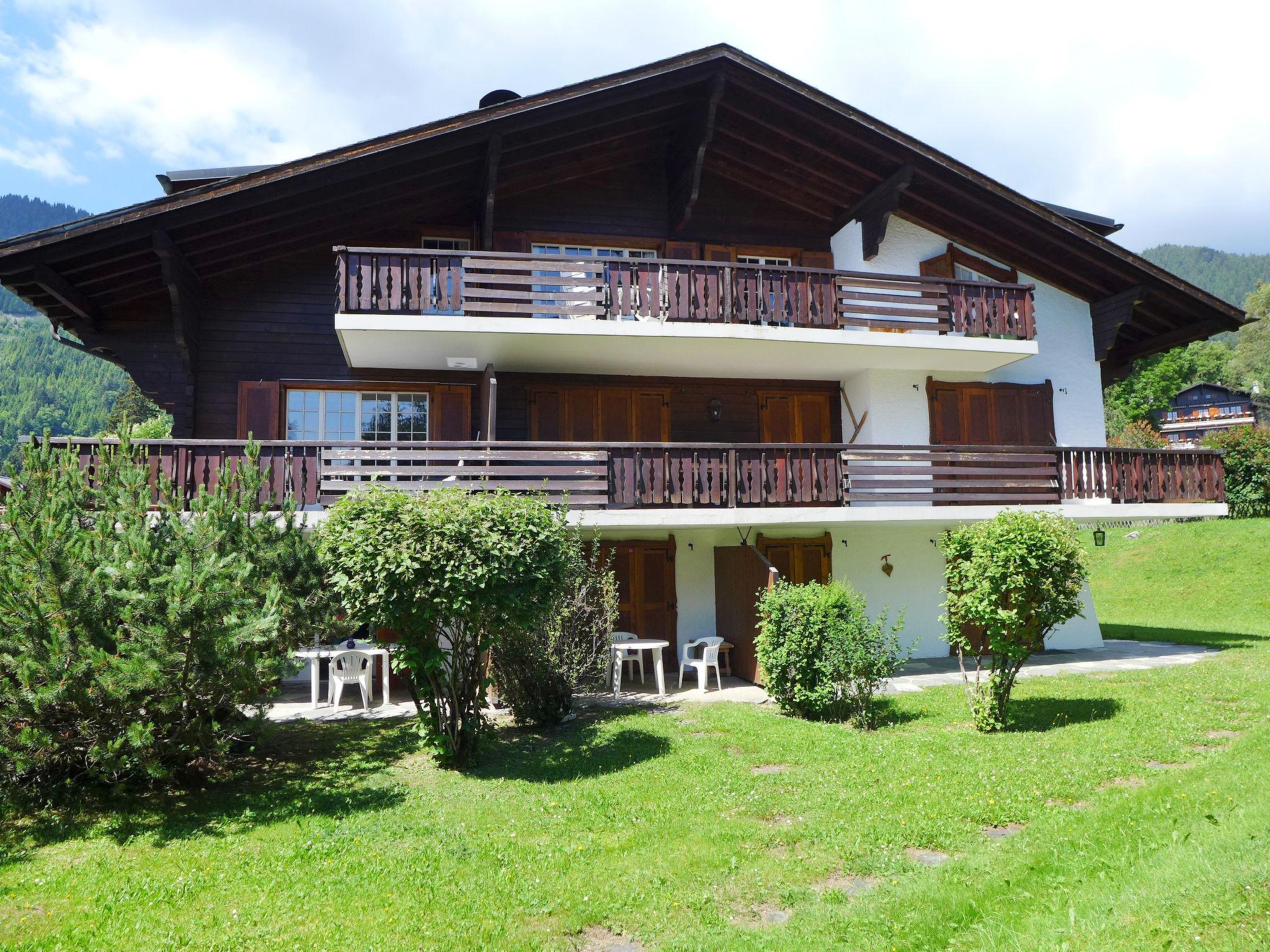 Photo 11 - Appartement de 1 chambre à Ollon avec jardin et vues sur la montagne