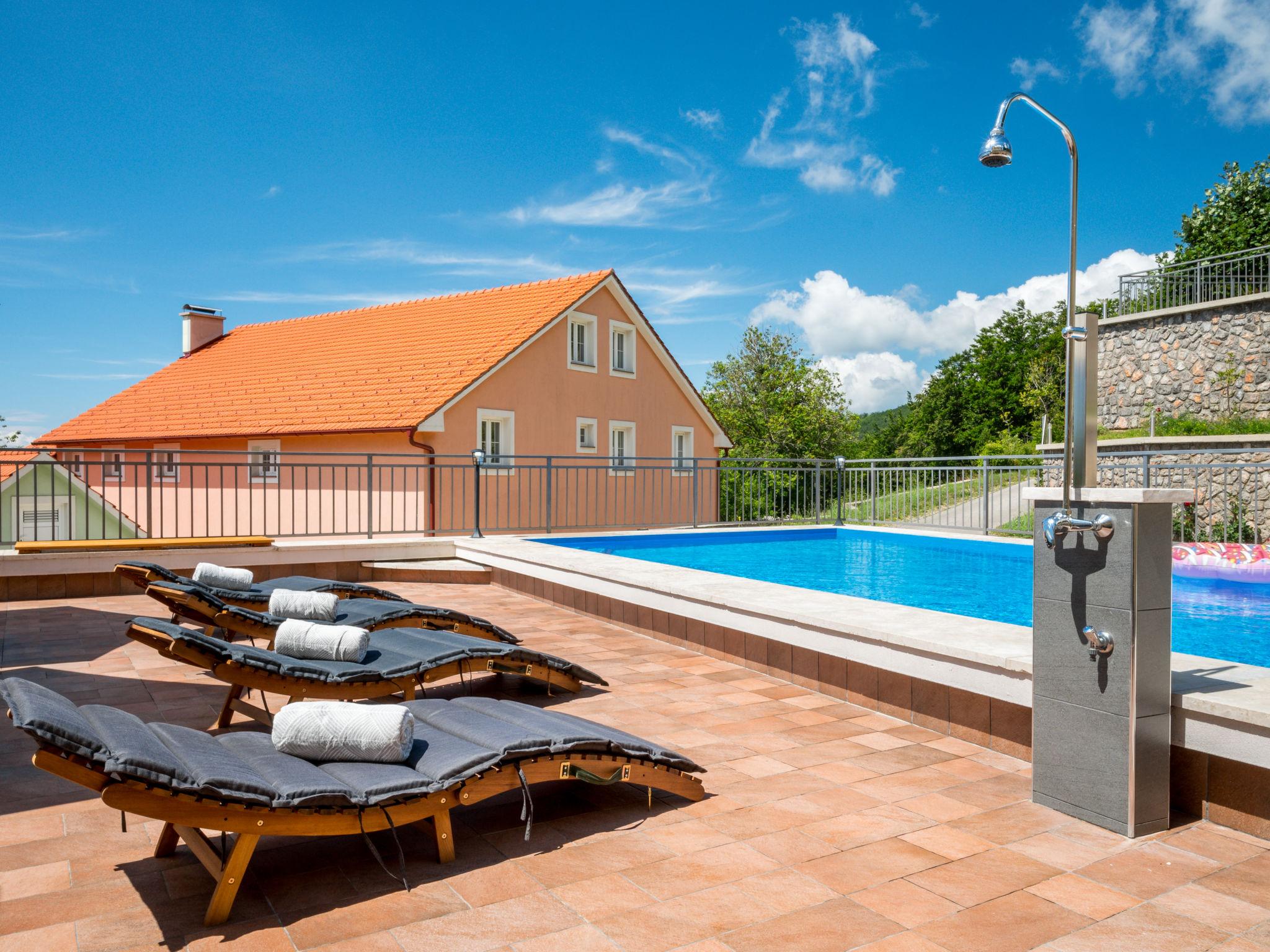 Photo 6 - 5 bedroom House in Senj with private pool and garden