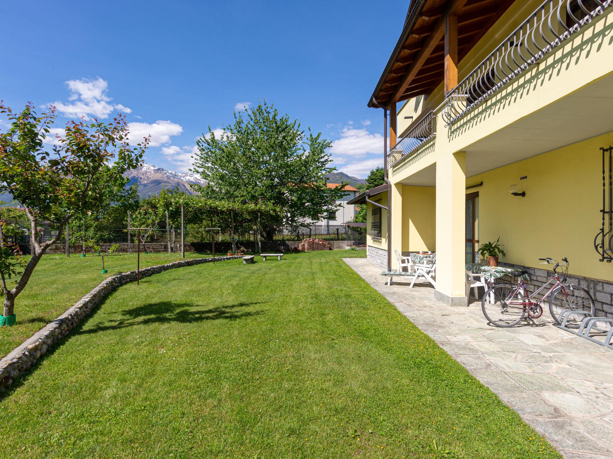 Photo 18 - 2 bedroom Apartment in Domaso with garden and mountain view