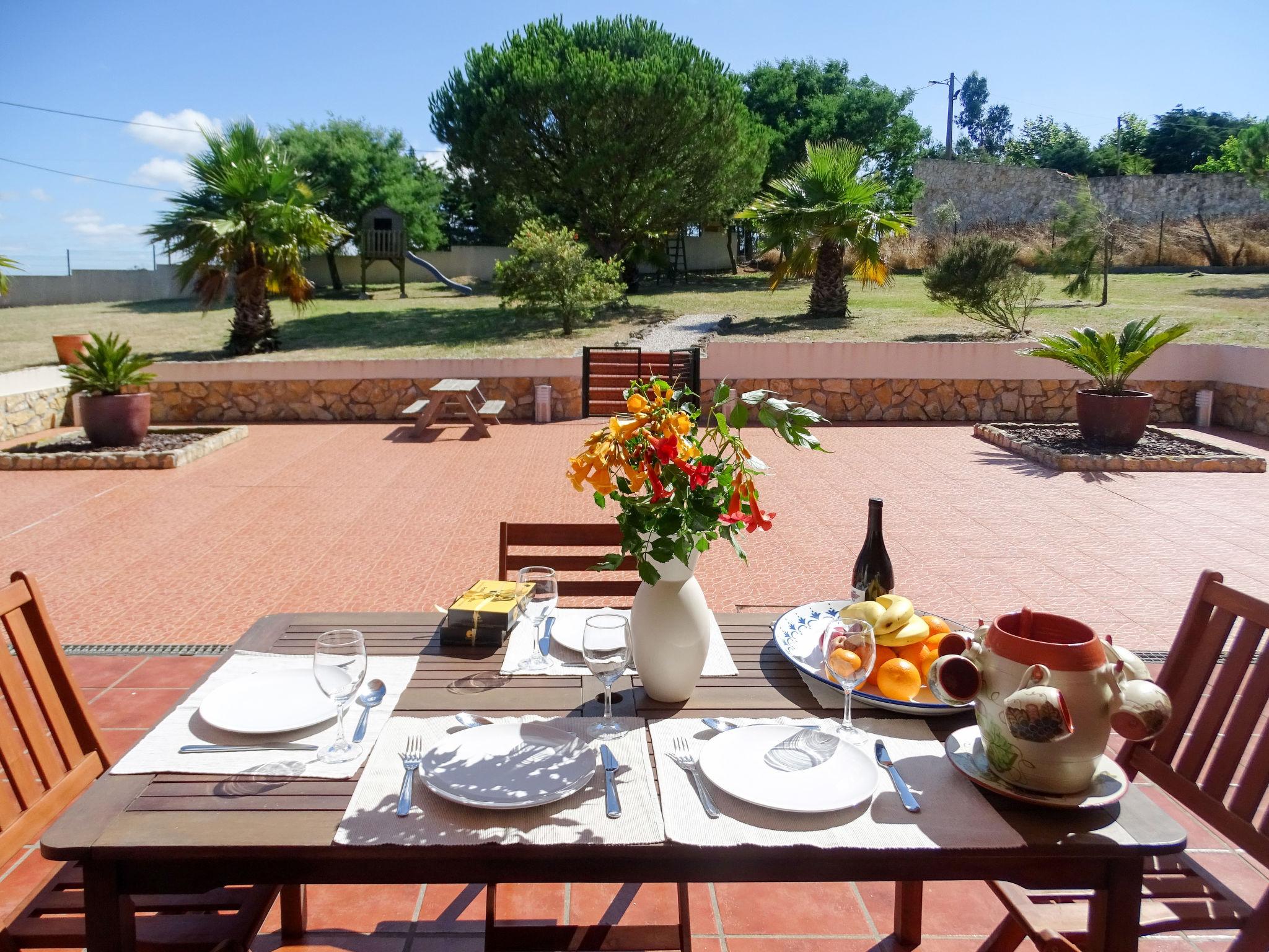 Photo 2 - Maison de 3 chambres à Torres Vedras avec piscine privée et jardin