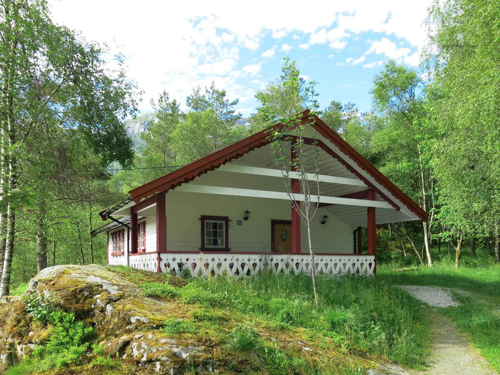Foto 1 - Casa de 2 quartos em Viksdalen com terraço