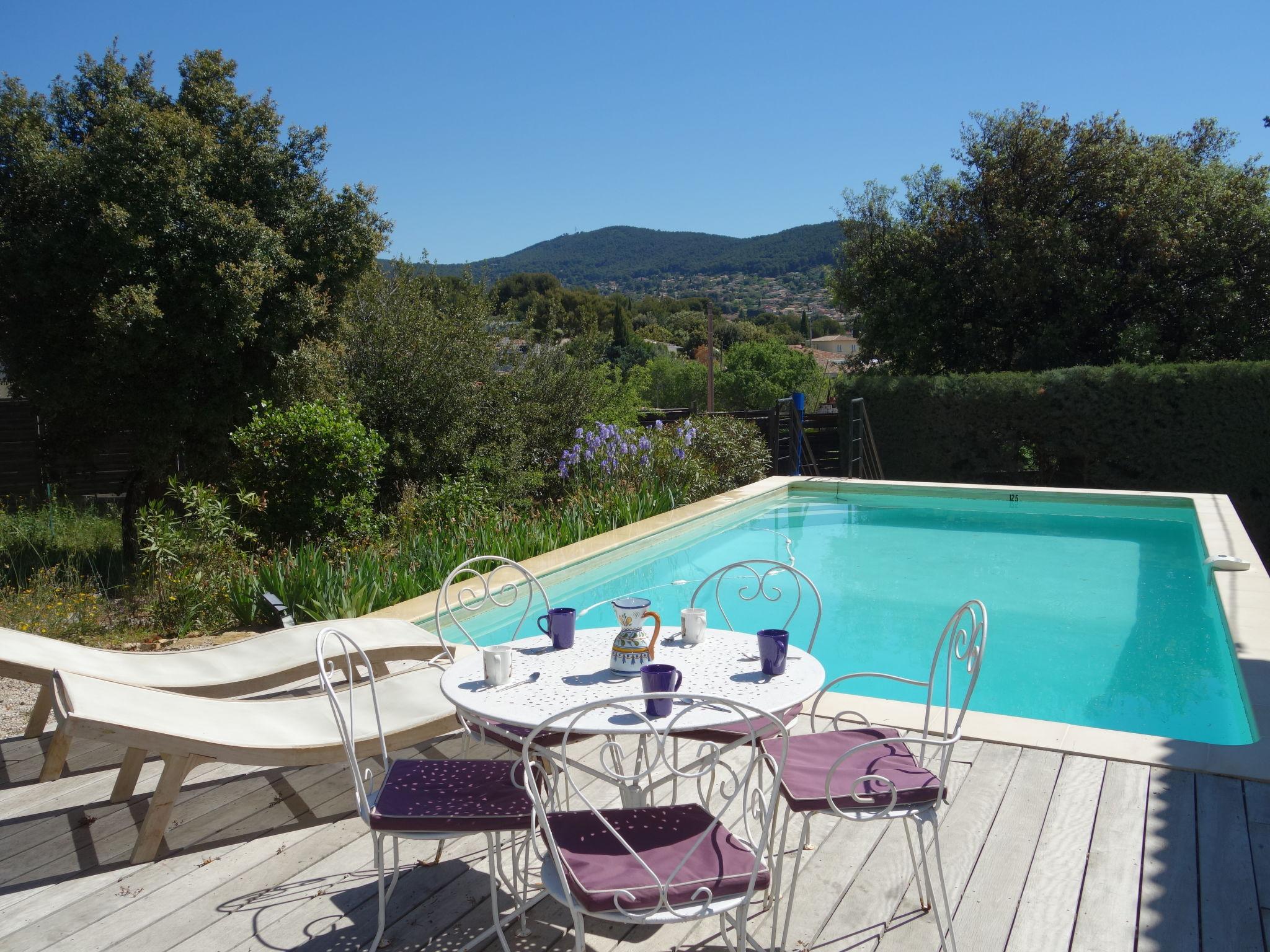Photo 1 - Maison de 4 chambres à Ceyreste avec piscine privée et terrasse