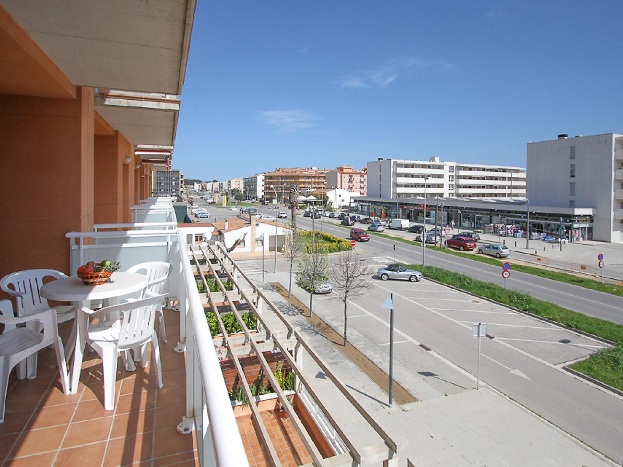 Foto 2 - Apartamento de 2 habitaciones en Calonge i Sant Antoni con terraza y vistas al mar