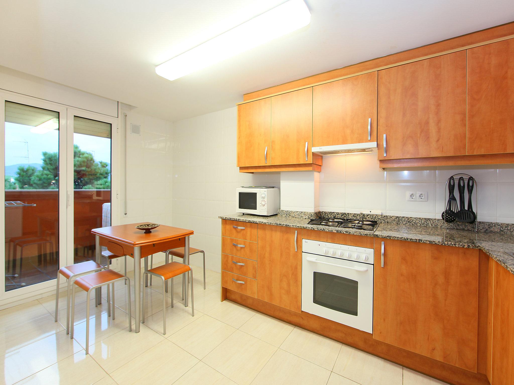 Photo 3 - 2 bedroom Apartment in Calonge i Sant Antoni with terrace and sea view