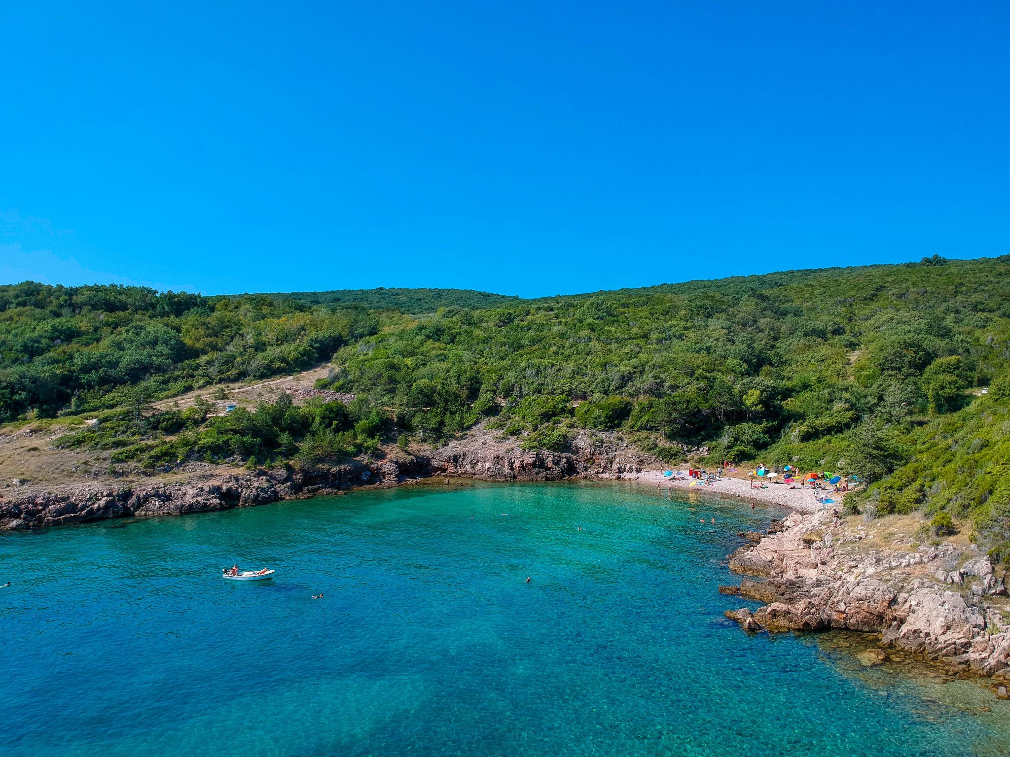 Photo 32 - Maison de 3 chambres à Dobrinj avec piscine privée et vues à la mer