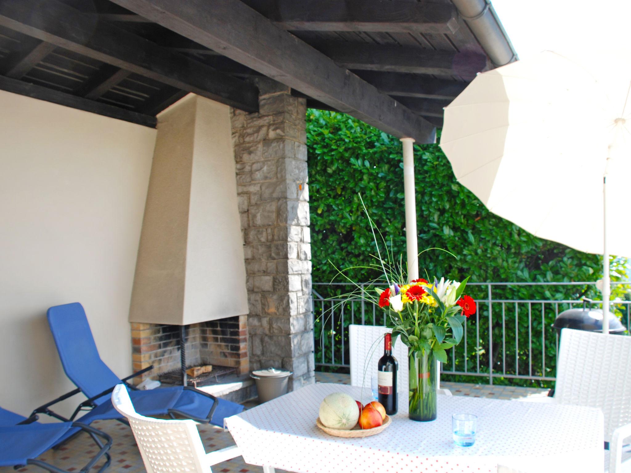 Photo 15 - 1 bedroom House in Lugano with private pool and garden