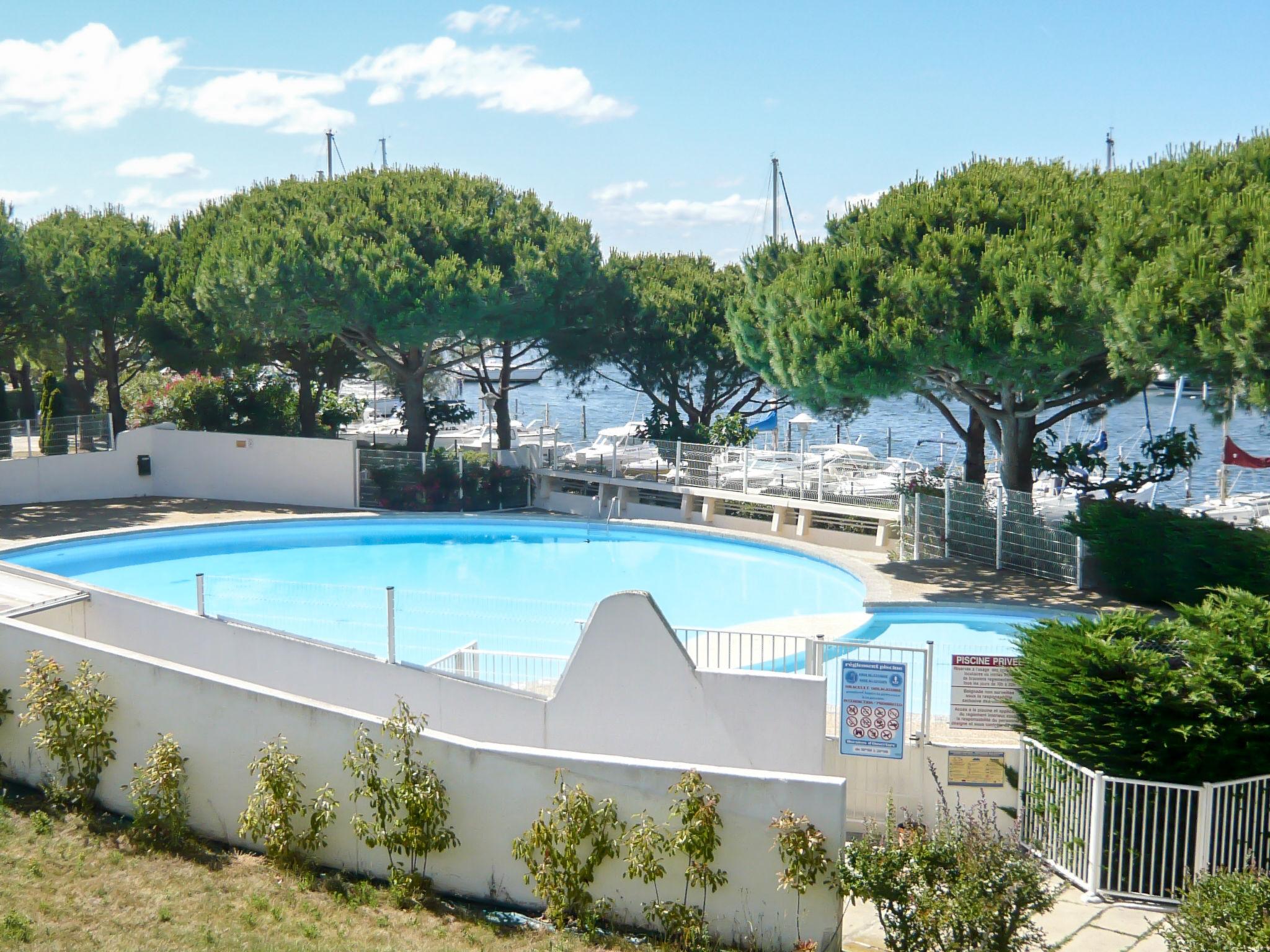 Foto 5 - Apartamento de 1 quarto em Le Grau-du-Roi com piscina e vistas do mar