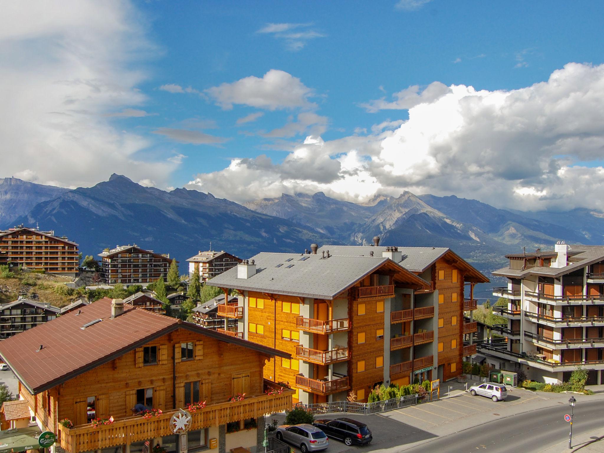 Foto 2 - Appartamento con 3 camere da letto a Nendaz con vista sulle montagne