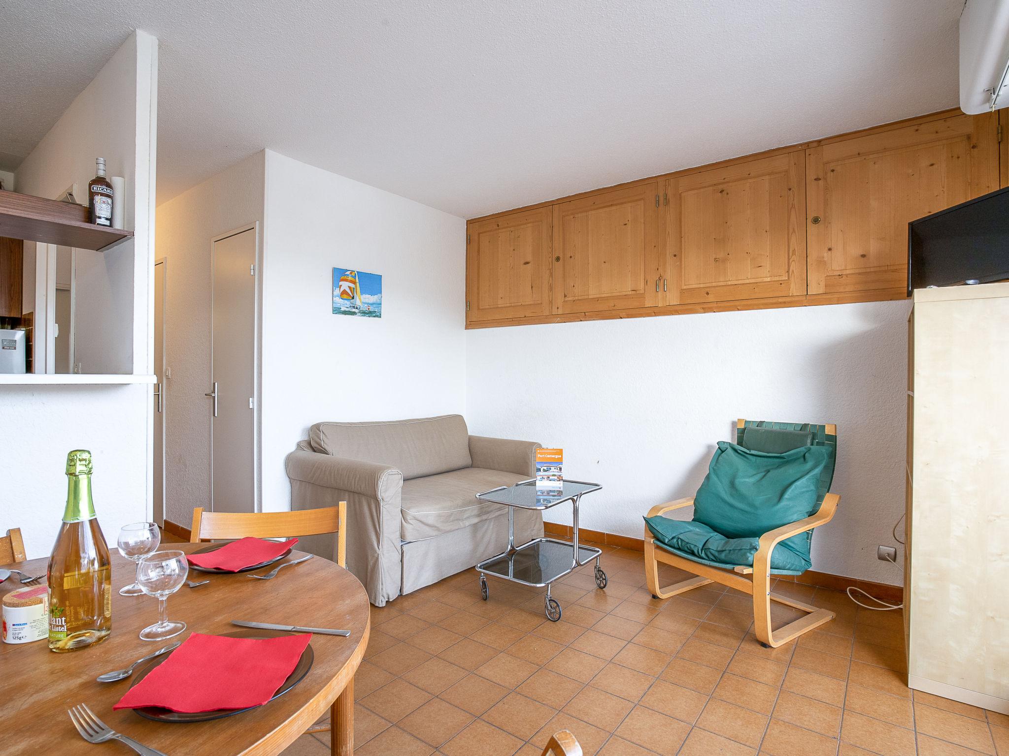 Photo 8 - 2 bedroom Apartment in Le Grau-du-Roi with garden and terrace