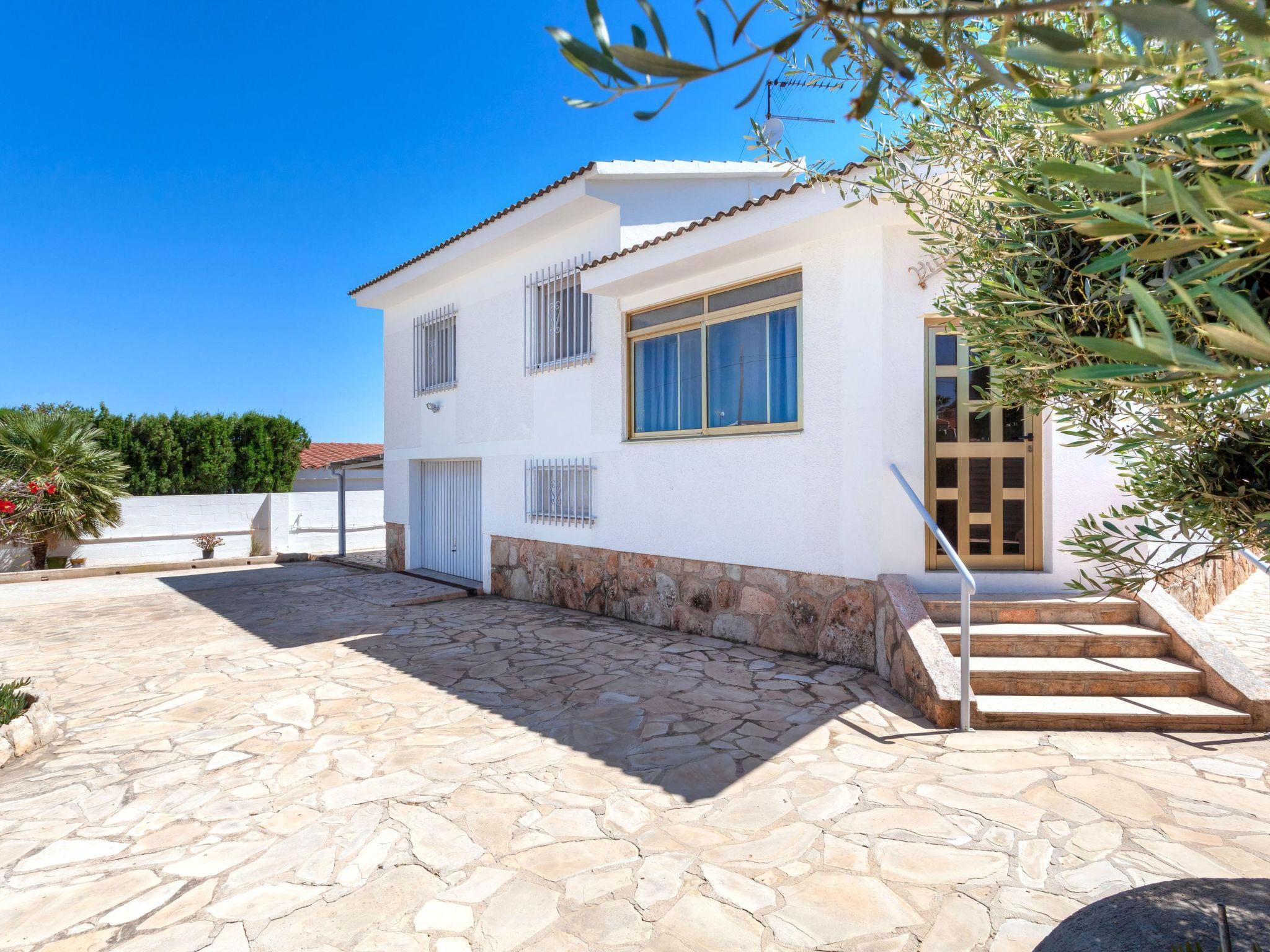 Photo 2 - 4 bedroom House in l'Ametlla de Mar with private pool and sea view