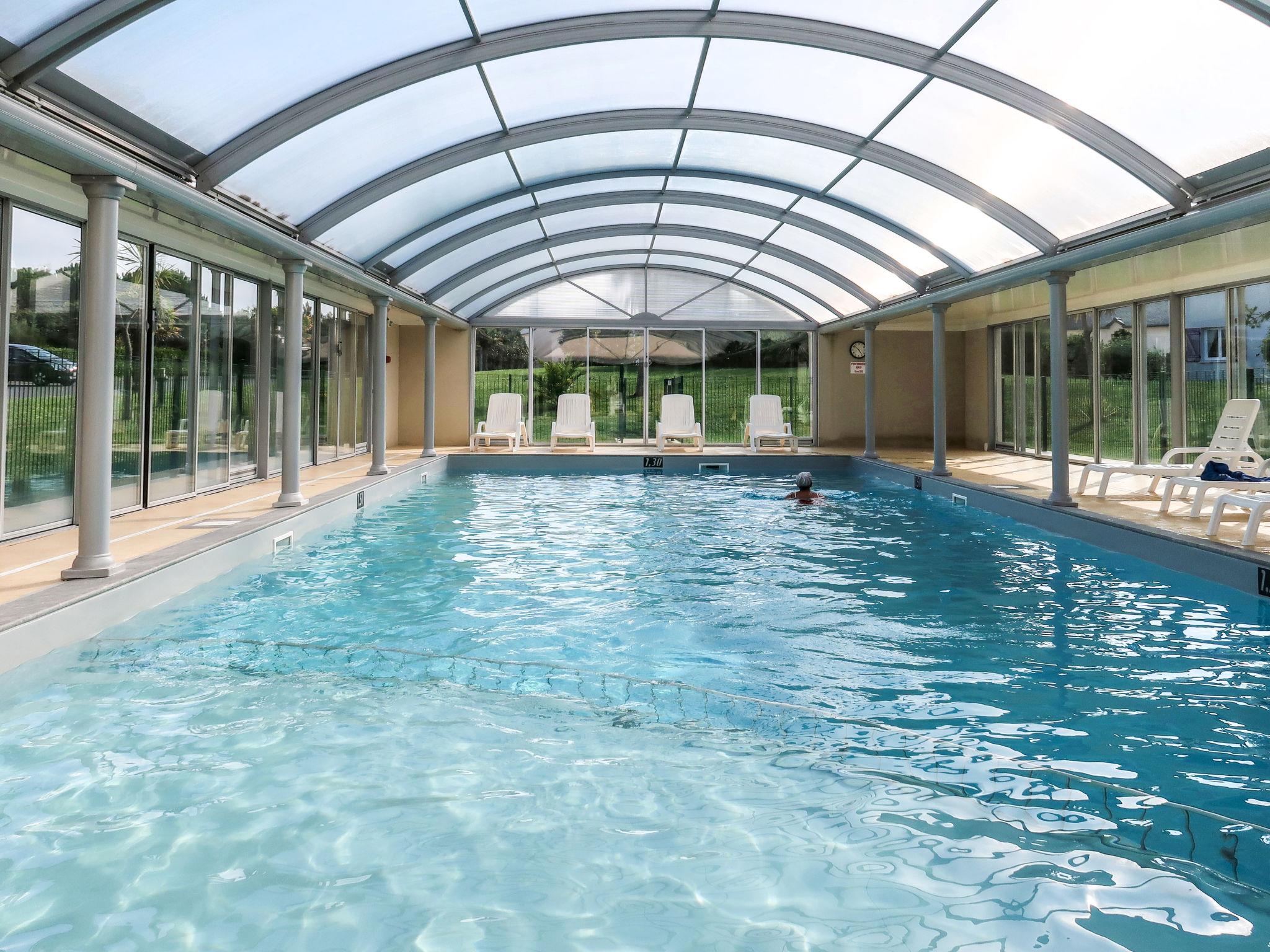 Photo 2 - Maison de 2 chambres à Crozon avec piscine et jardin