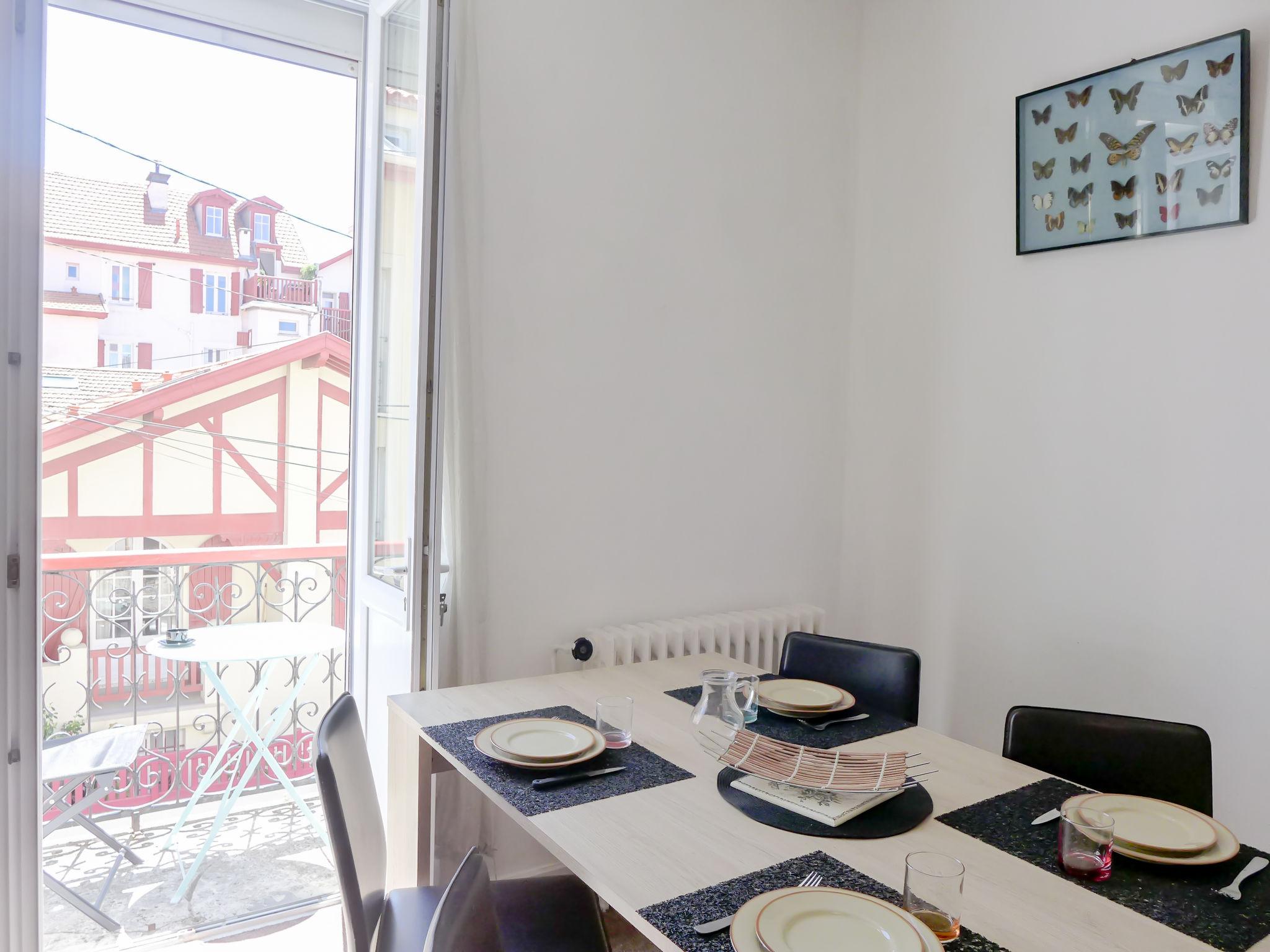 Foto 9 - Apartamento de 2 habitaciones en Biarritz con vistas al mar