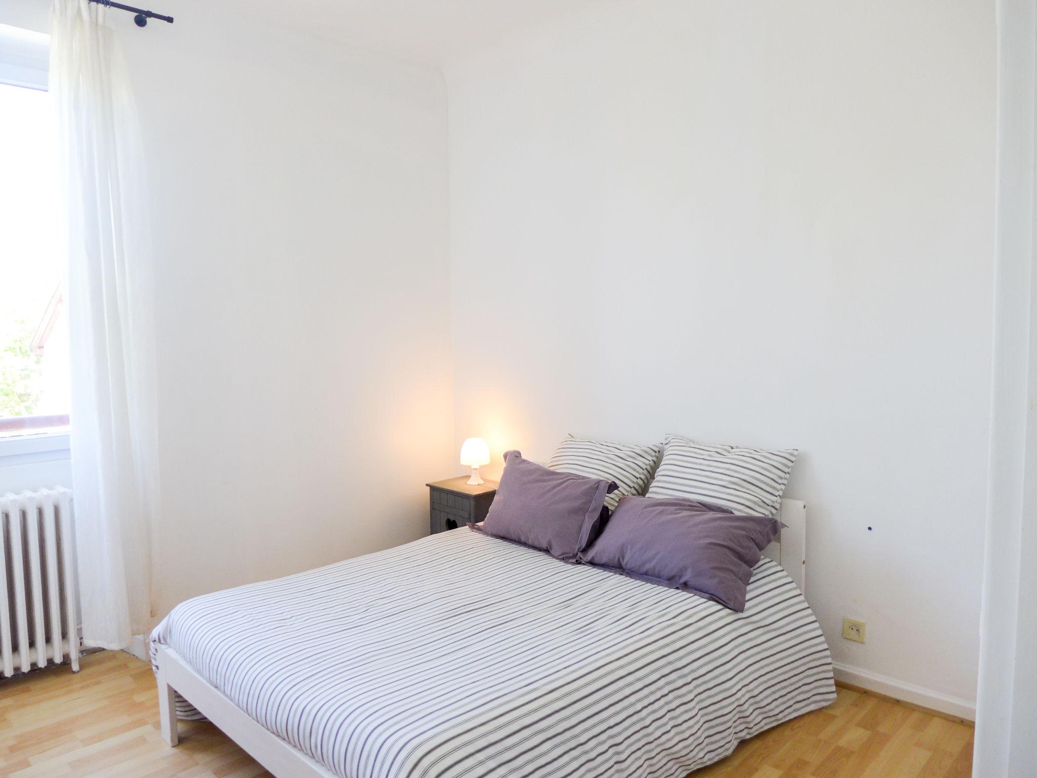 Foto 17 - Appartamento con 2 camere da letto a Biarritz con vista mare
