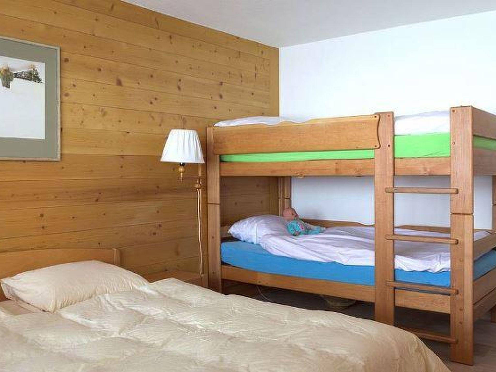 Foto 30 - Apartment mit 3 Schlafzimmern in Saanen