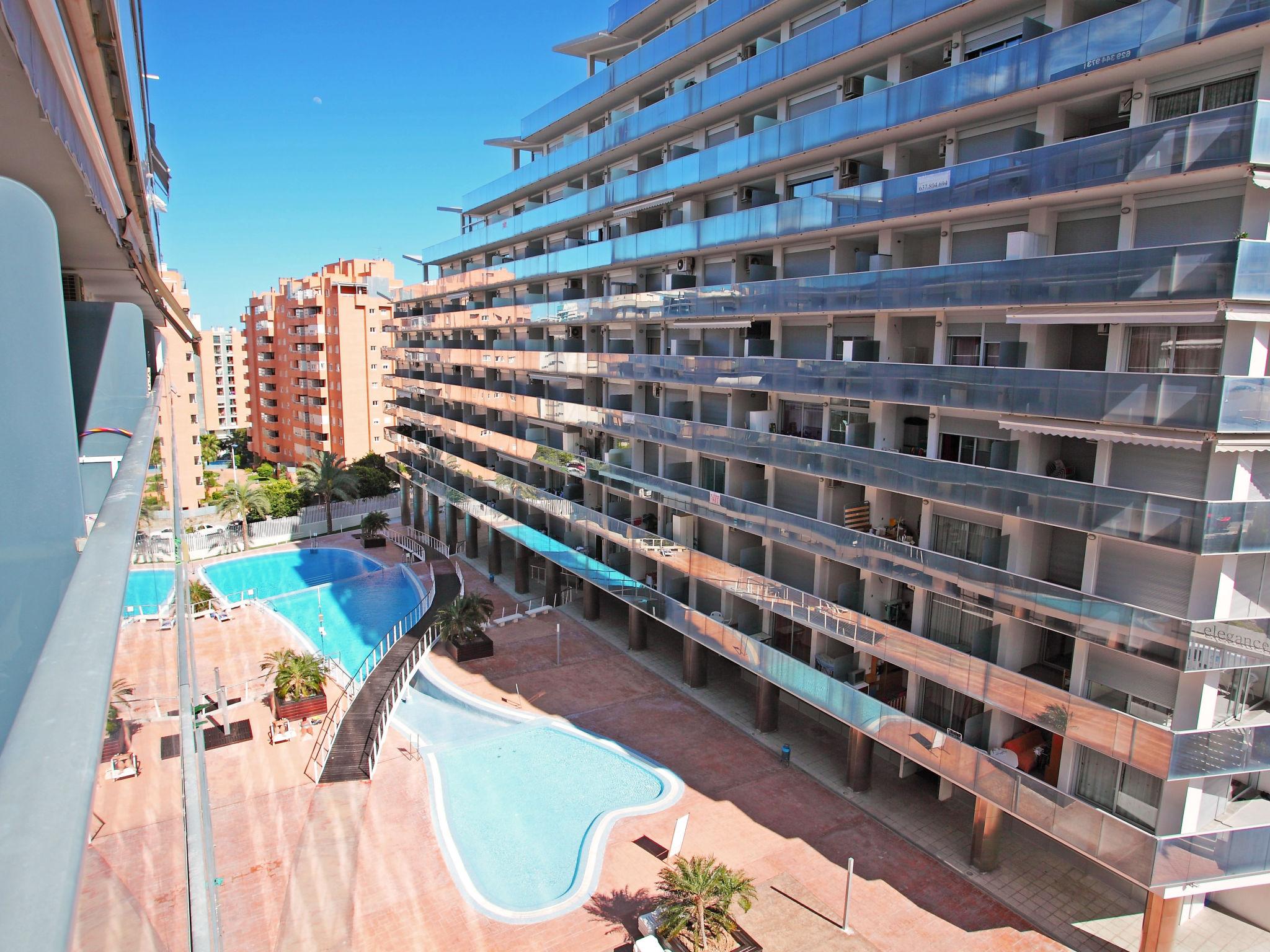 Photo 6 - 2 bedroom Apartment in Villajoyosa with swimming pool and sea view