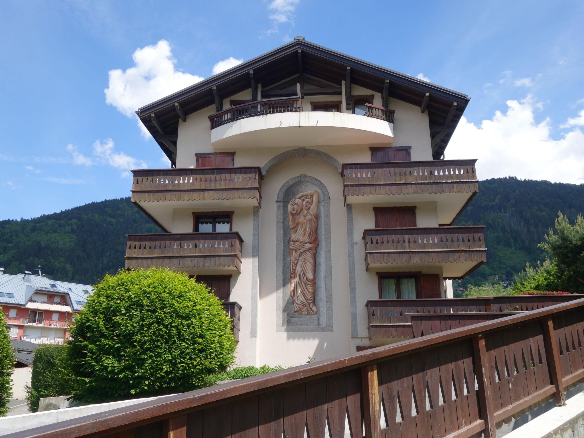 Foto 1 - Apartamento de 2 habitaciones en Saint-Gervais-les-Bains con jardín y vistas a la montaña