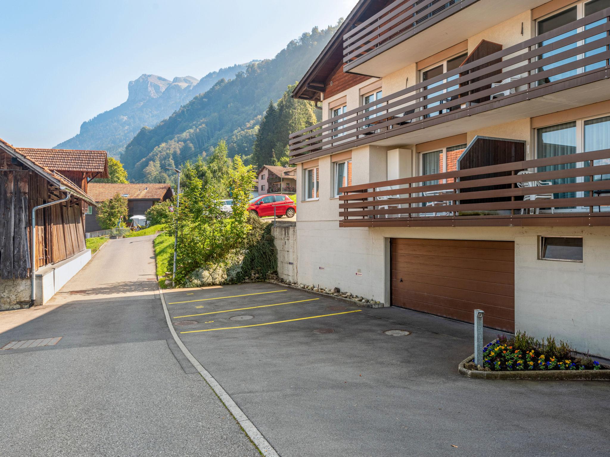 Photo 22 - Appartement de 3 chambres à Emmetten avec jardin et vues sur la montagne