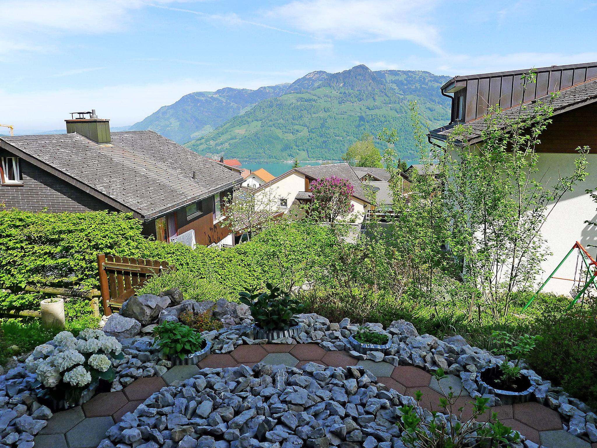 Foto 15 - Apartamento de 1 quarto em Emmetten com jardim e vista para a montanha